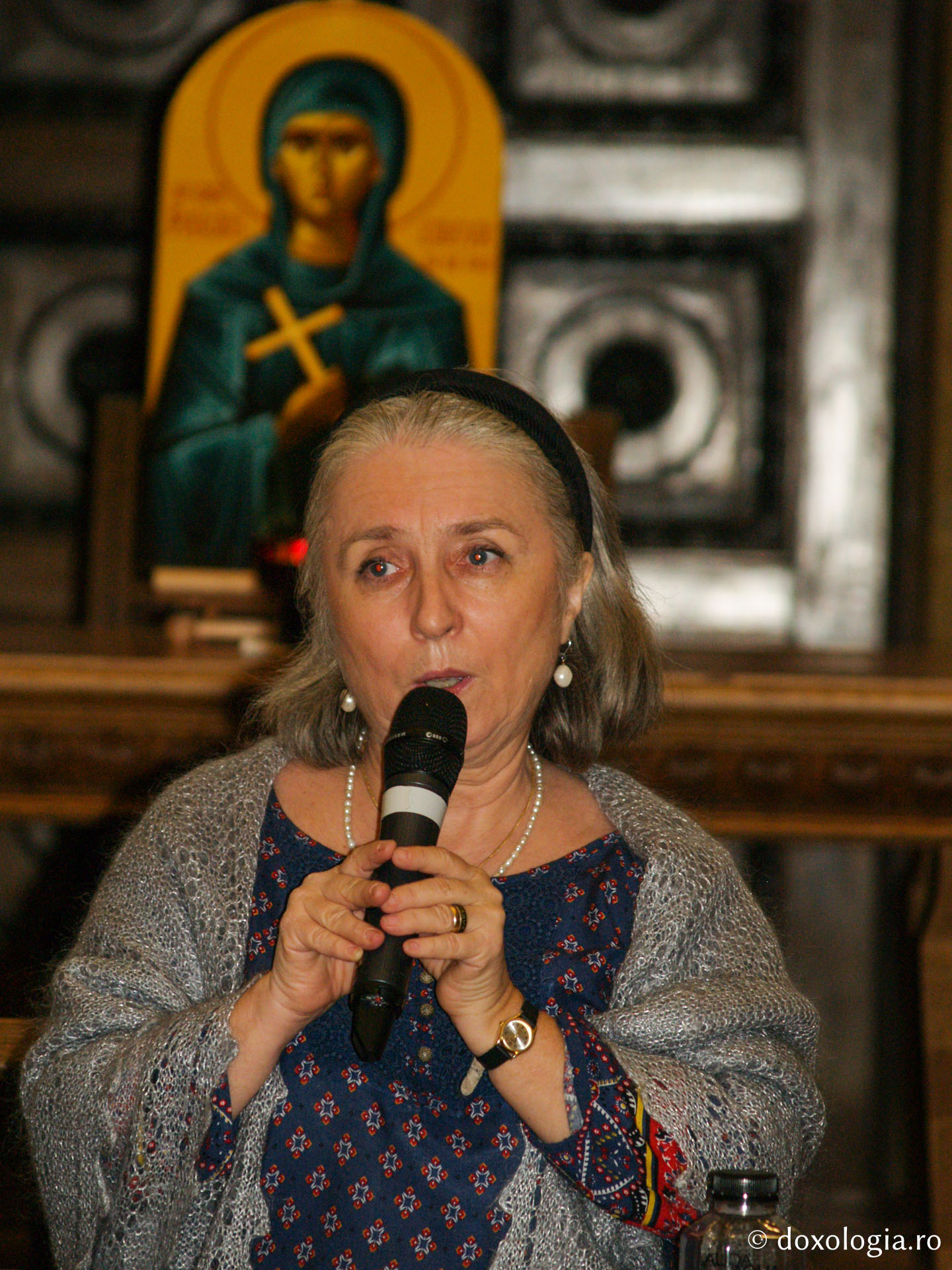 Proiecția filmului artistic Culoarea rodiei