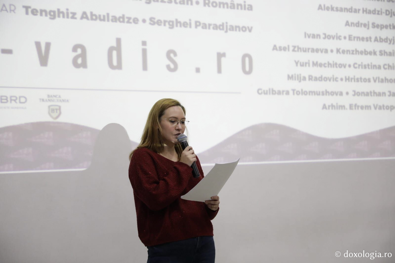 Proiecția filmului documentar Doar iubirea ne mai poate salva (Serbia), în prezența regizorului Hadži-Aleksandar Đurović