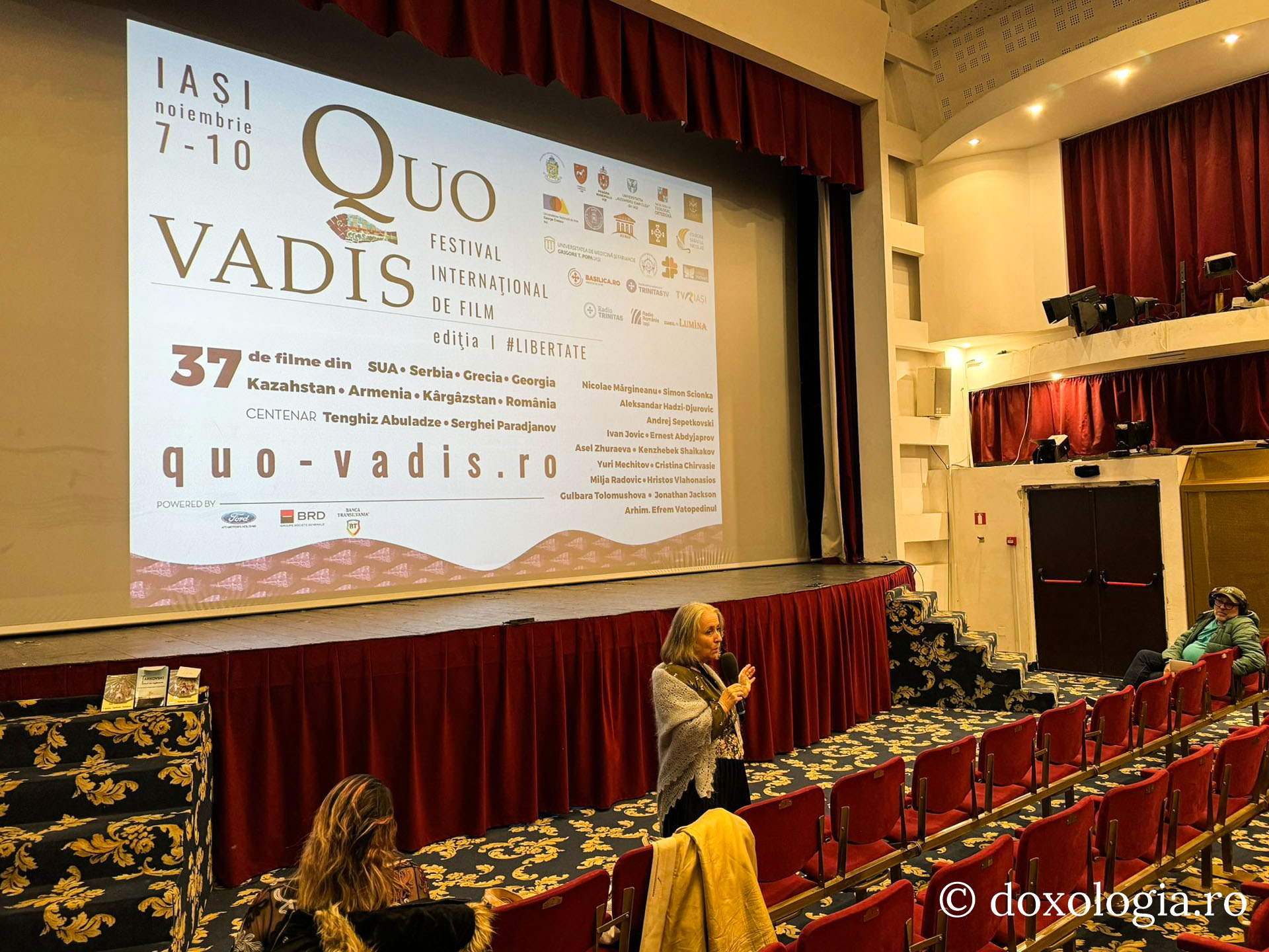 Proiecția filmului artistic Darul lui Dumnezeu (Kîrgîzstan), în prezența regizoarei Asel Zhuraeva