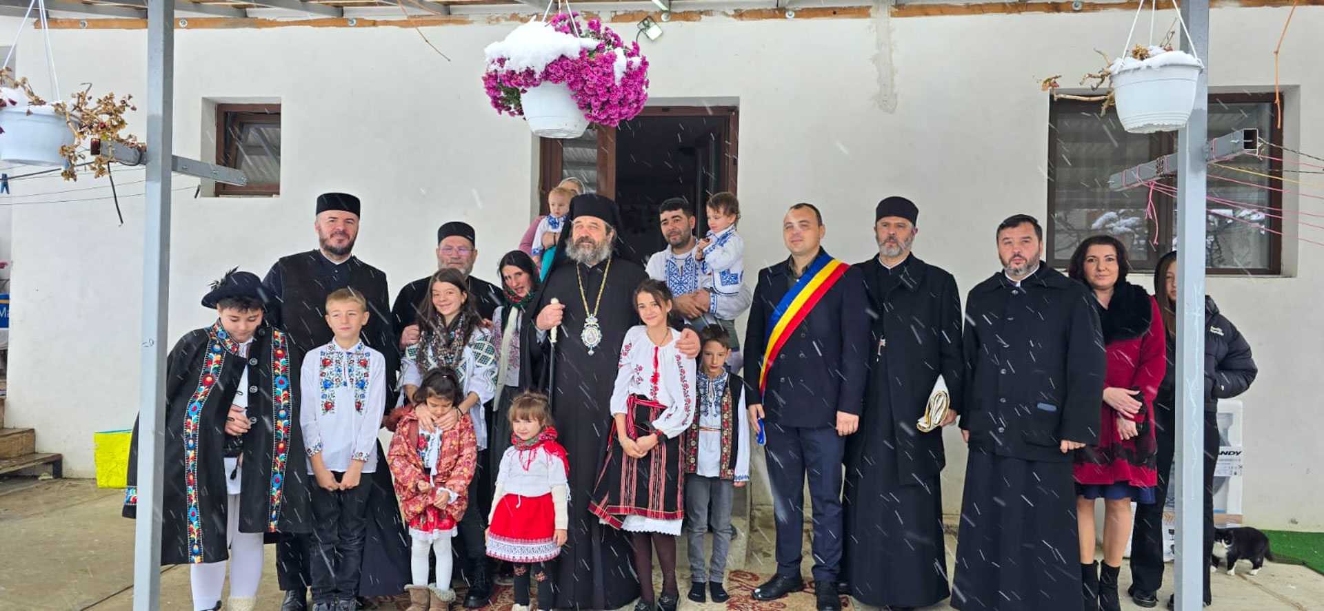 Sfințirea casei Pro Vita pentru o familie cu 10 copii