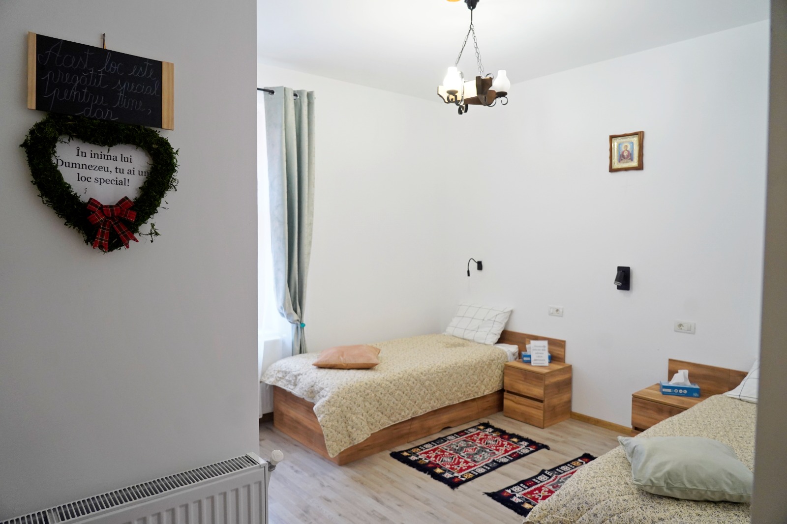 Un nou centru de recuperare din adicții, inaugurat la Iași. Așezământul social, binecuvântat de IPS Teofan