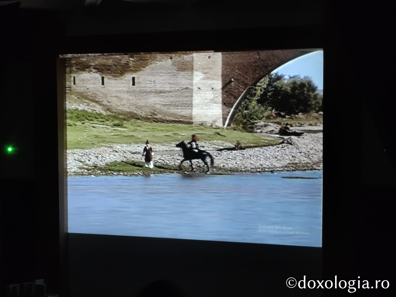 Proiecția filmului artistic Ashik-Kerib (Menestrelul îndrăgostit) (Georgia, regizor Sergey Parajanov) - Centenar Sergey Parajanov