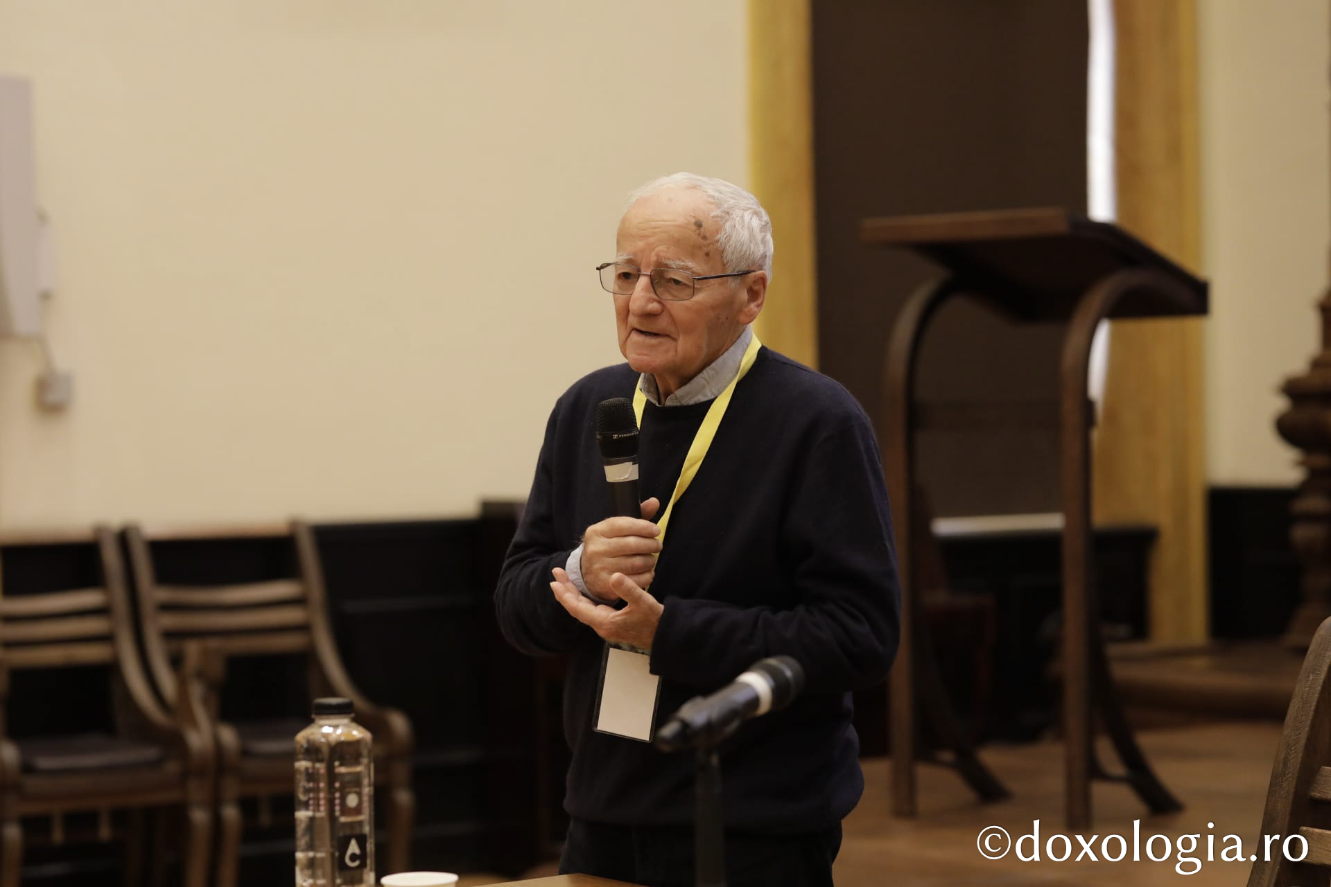 Proiecția filmului artistic Poarta Albă (România), în prezența regizorului Nicolae Mărgineanu