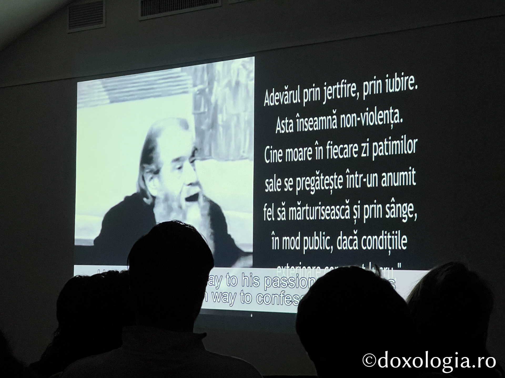 Proiecția filmului documentar In Vivo (România), în prezența regizoarei Cristina Chirvasie