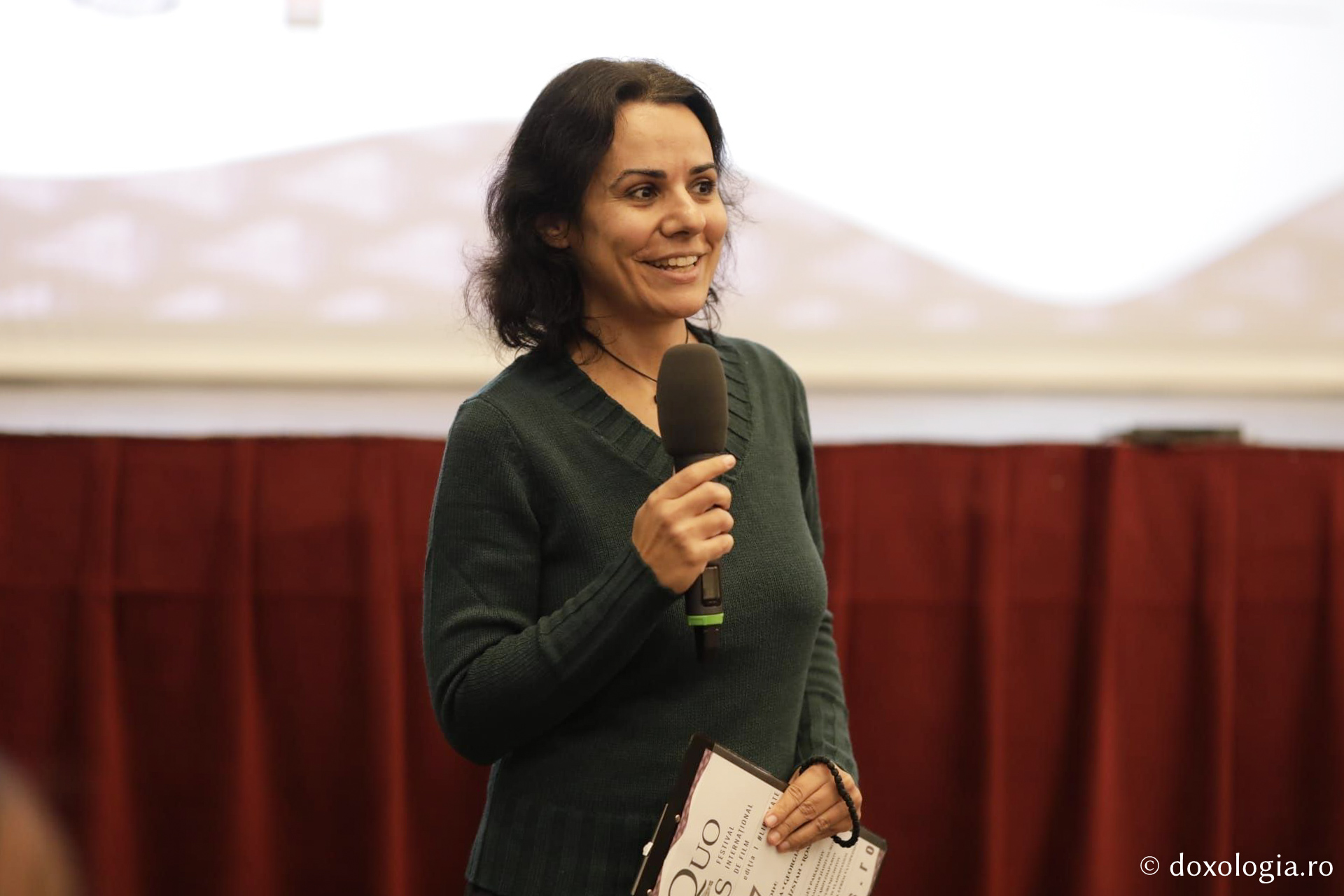 Proiecția filmului docudramă „Sfântul Nicolae. Chipul blândeții”