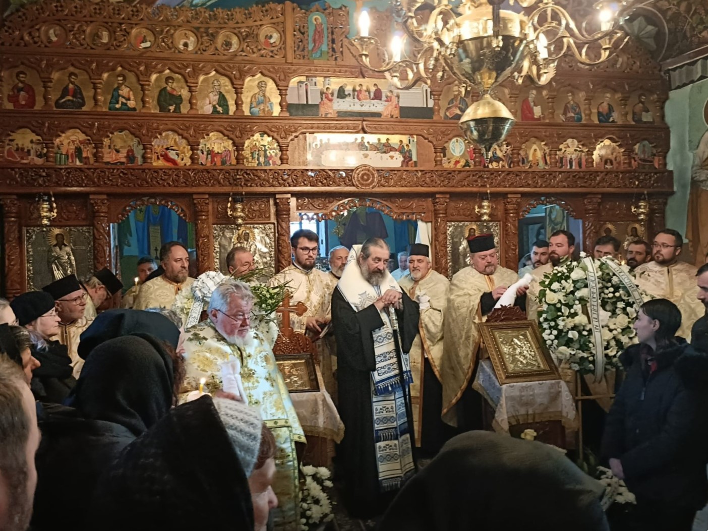 Părintele Ioan Manoliu de la Parohia Drăgușeni -  Botoșani a fost înmormântat