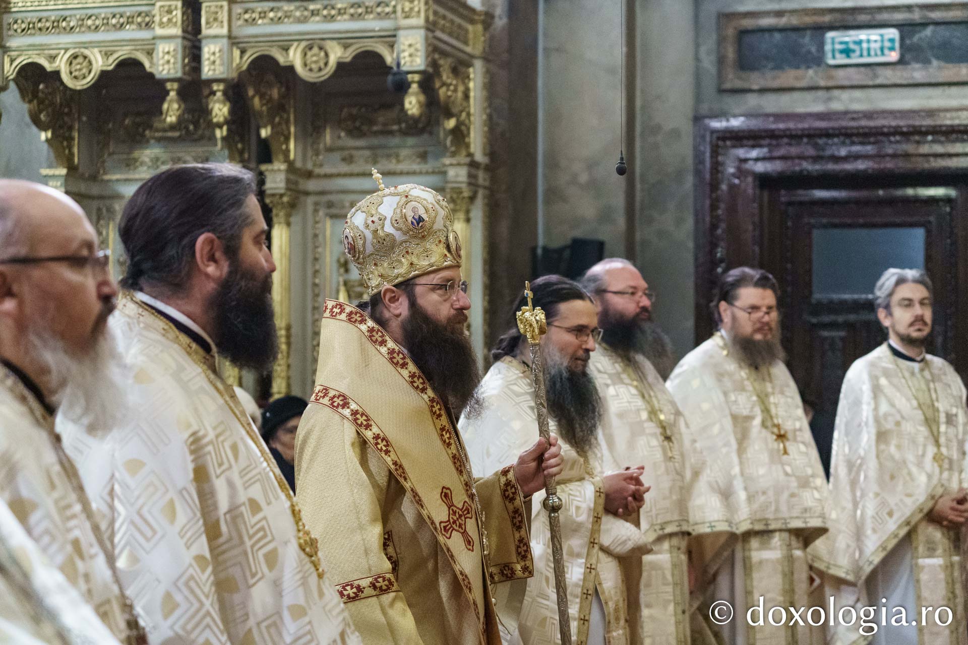 Preasfințitul Părinte Nectarie a slujit la Catedrala Mitropolitană din Iași