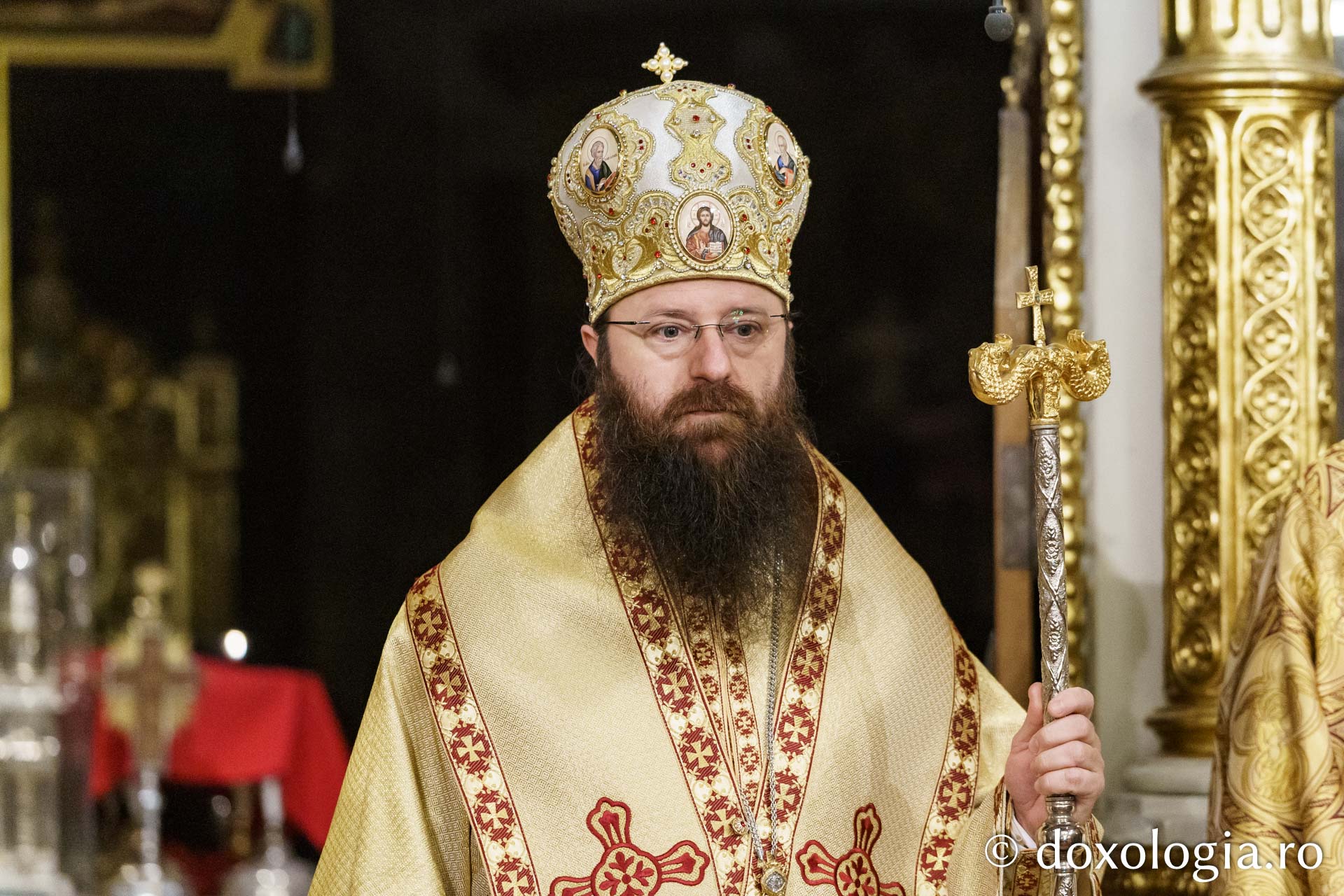 Preasfințitul Părinte Nectarie a slujit la Catedrala Mitropolitană din Iași