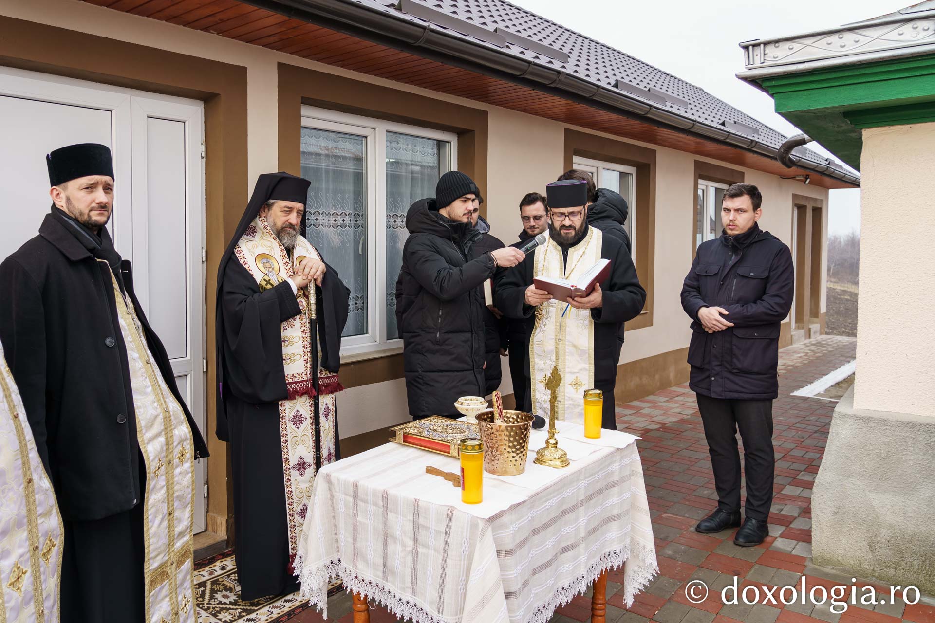 Slujire arhierească în Parohia Rediu - Răuseni