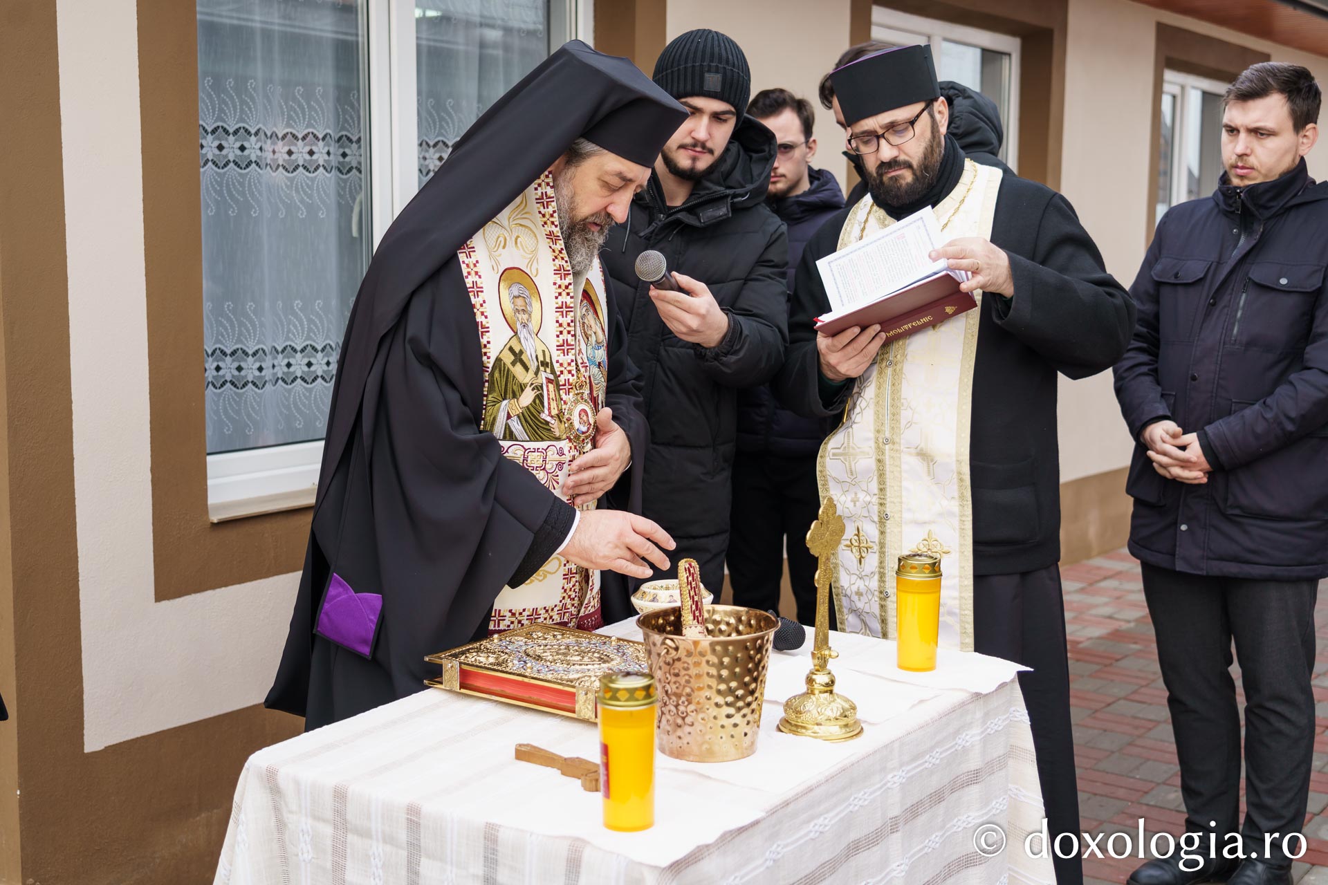 Slujire arhierească în Parohia Rediu - Răuseni