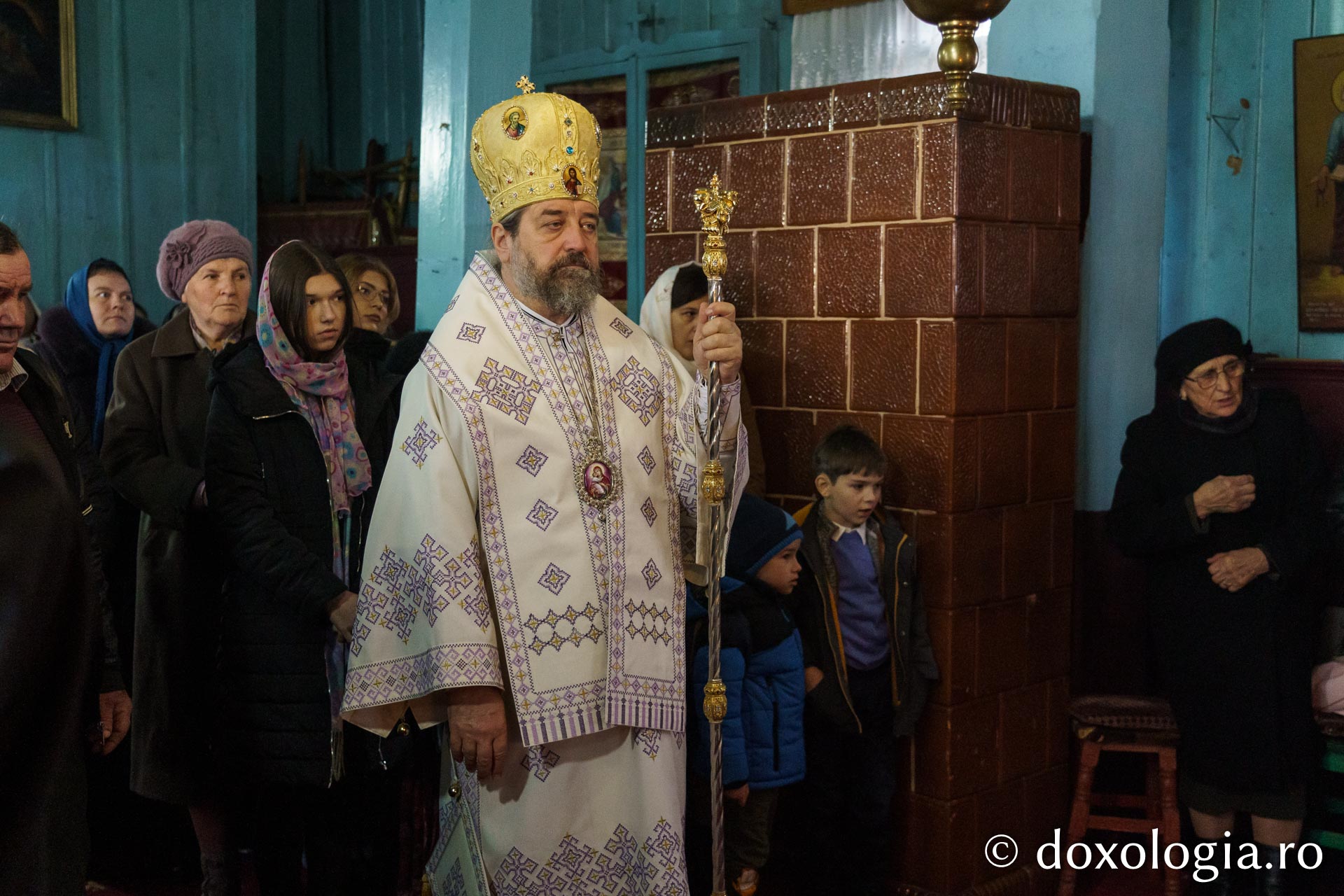 Slujire arhierească în Parohia Rediu - Răuseni
