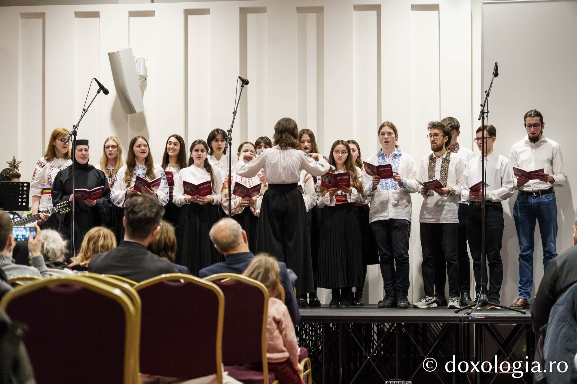 Serbarea de Crăciun a Facultății de Teologie Ortodoxă „Dumitru Stăniloae” din Iași