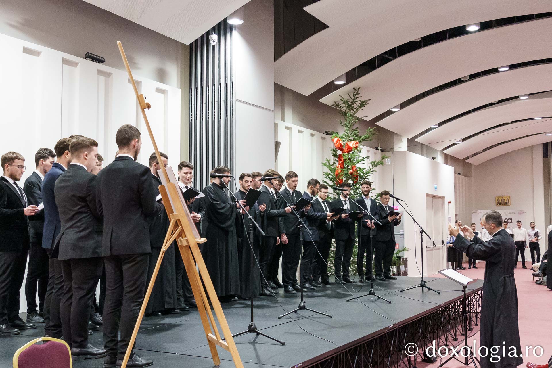 Serbarea de Crăciun a Facultății de Teologie Ortodoxă „Dumitru Stăniloae” din Iași