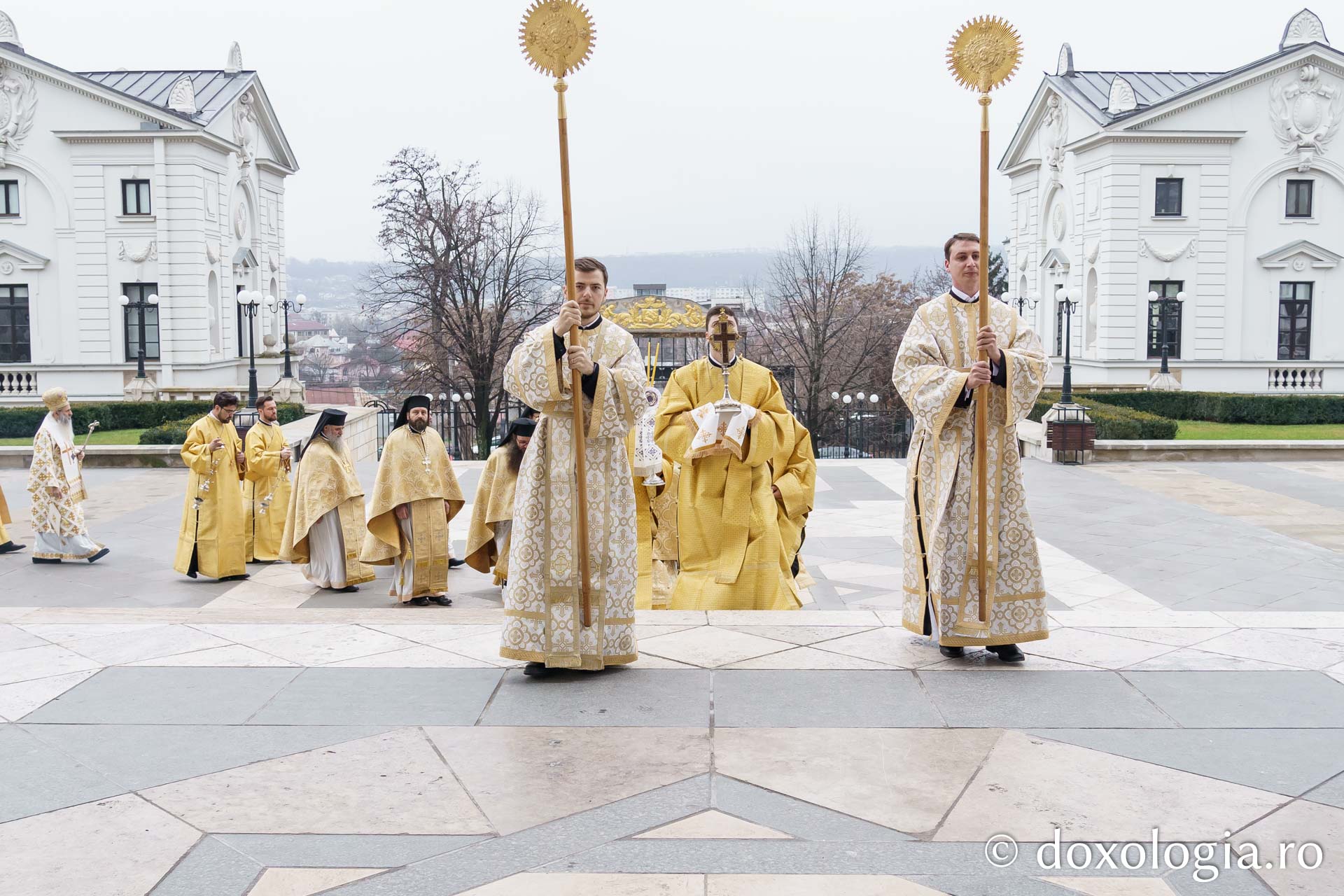 Sărbătoarea Nașterii Domnului a adunat sute de credincioși la Catedrala Mitropolitană din Iași