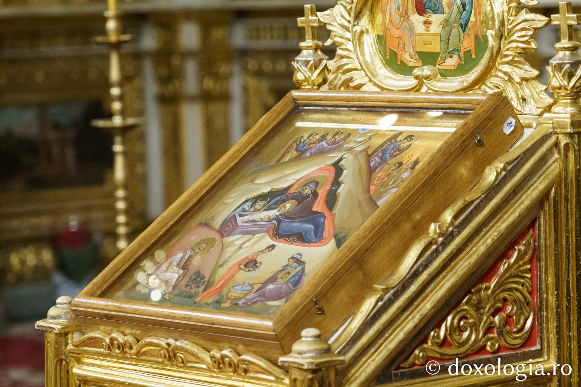 Sărbătoarea Nașterii Domnului a adunat sute de credincioși la Catedrala Mitropolitană din Iași