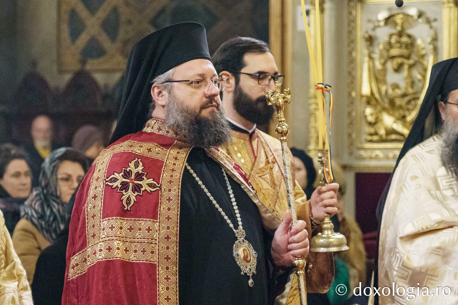 Preasfințitul Părinte Paisie Sinaitul a slujit la Catedrala Mitropolitană din Iași