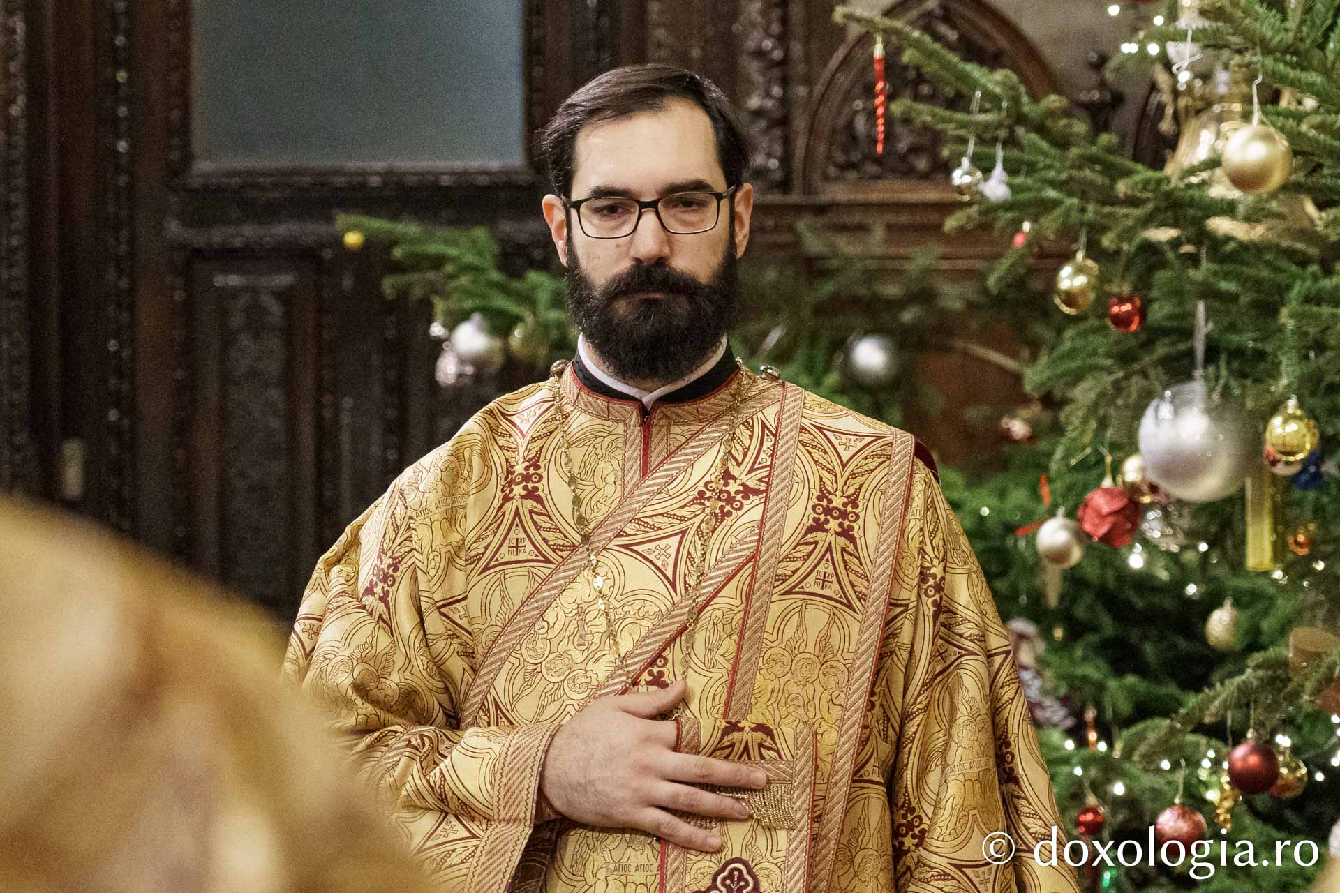 Preasfințitul Părinte Paisie Sinaitul a slujit la Catedrala Mitropolitană din Iași