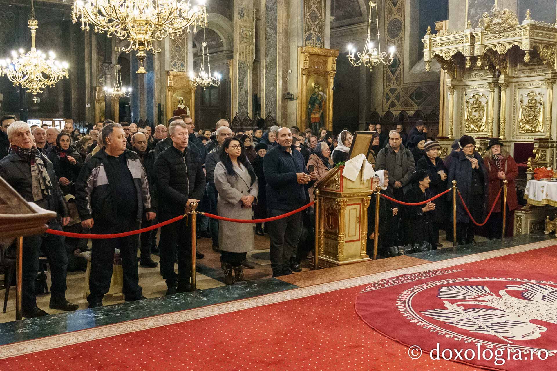 Preasfințitul Părinte Paisie Sinaitul a slujit la Catedrala Mitropolitană din Iași