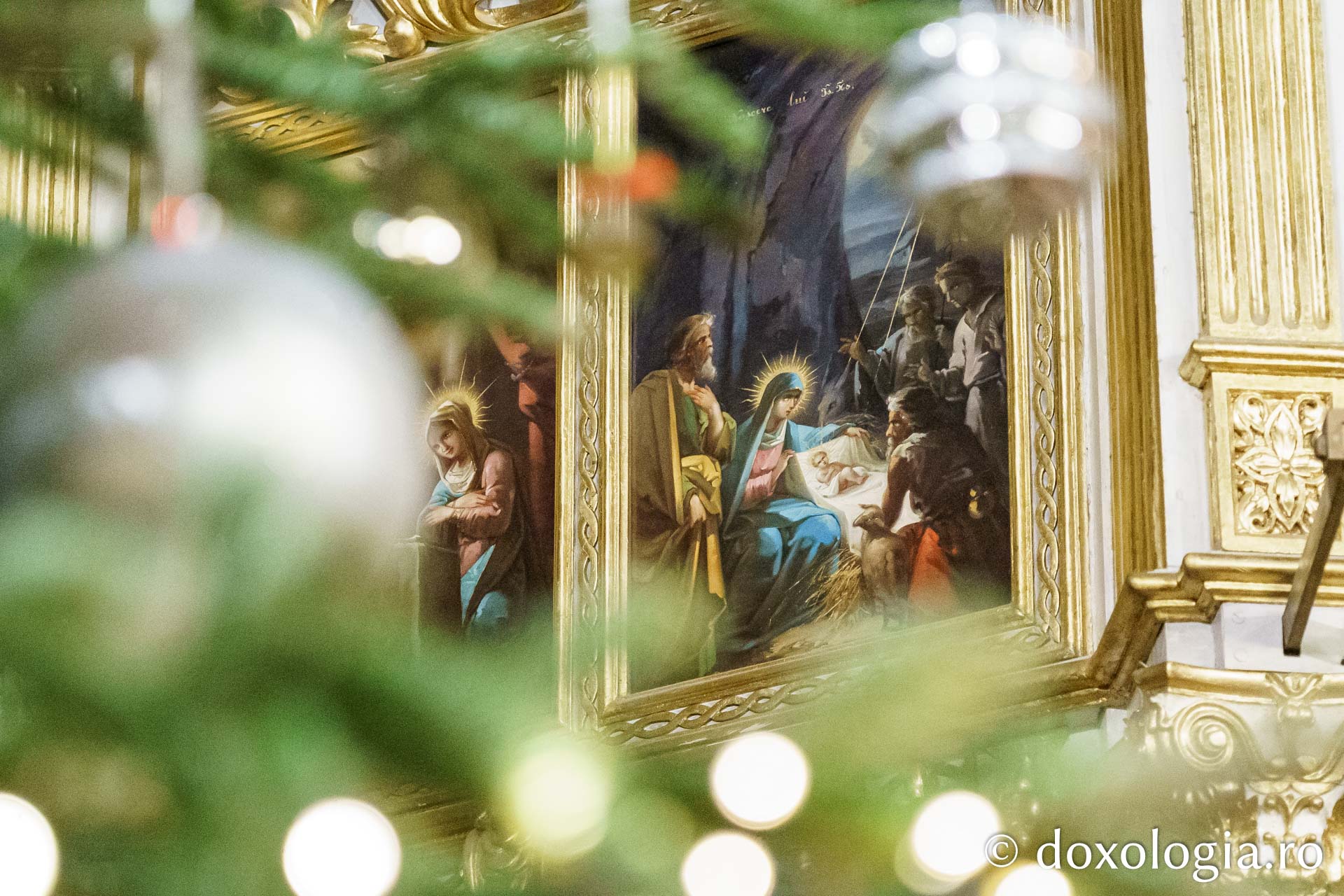 Preasfințitul Părinte Paisie Sinaitul a slujit la Catedrala Mitropolitană din Iași