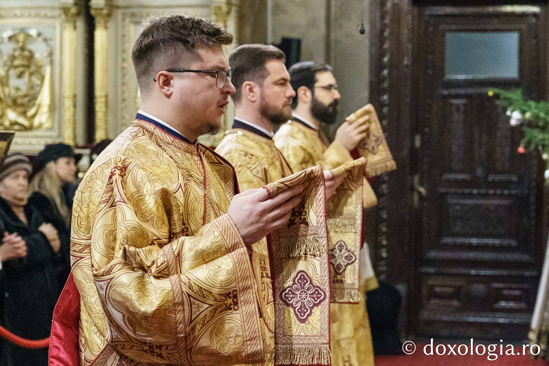 Preasfințitul Părinte Paisie Sinaitul a slujit la Catedrala Mitropolitană din Iași