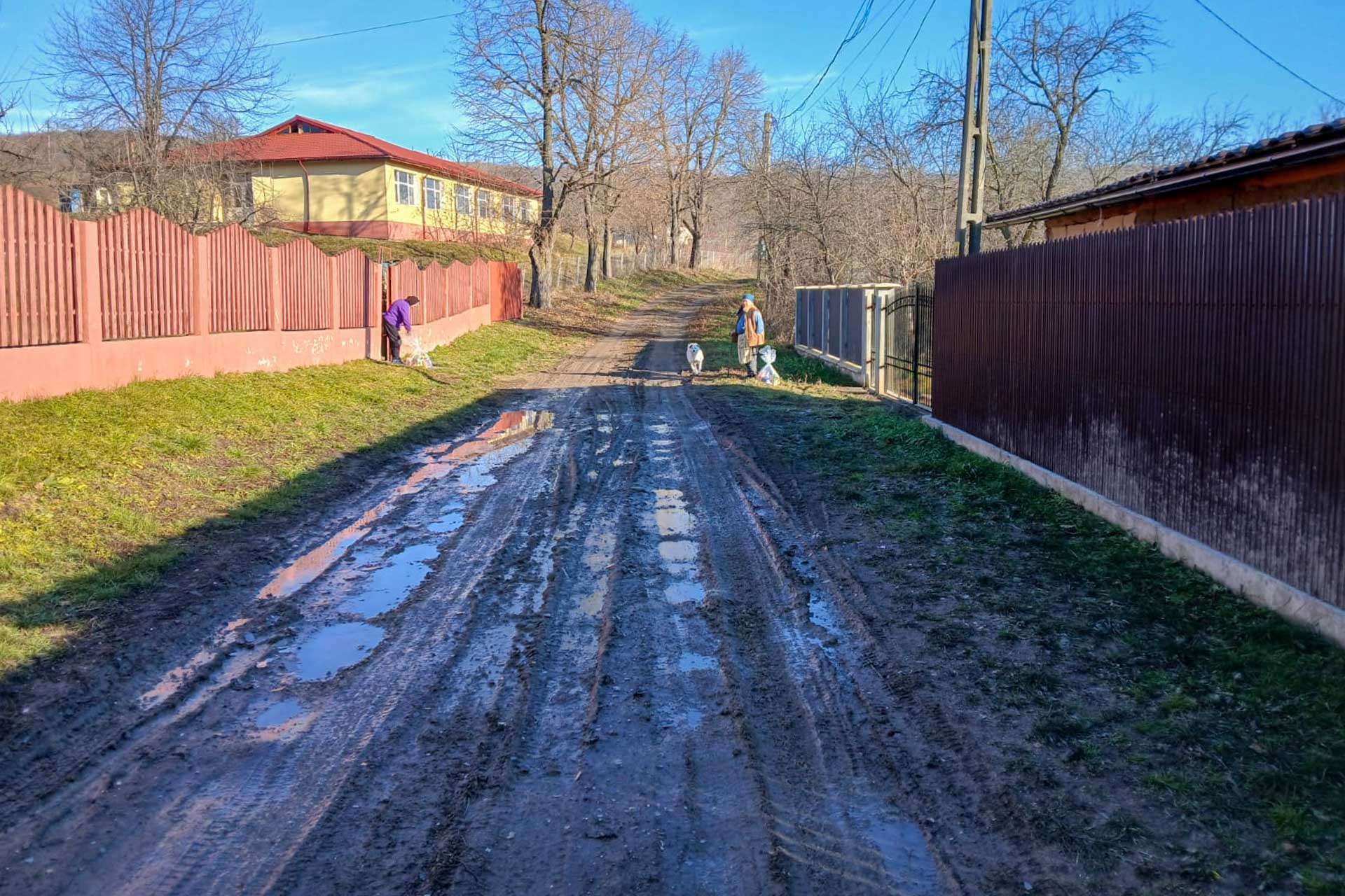 Campania „Dăruiește Bucate de Bunătate” a adus alinare bătrânilor din Pocreaca