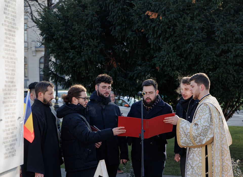 Eroii Revoluției din Decembrie 1989, omagiați la Iași în cadrul unui ceremonial solemn