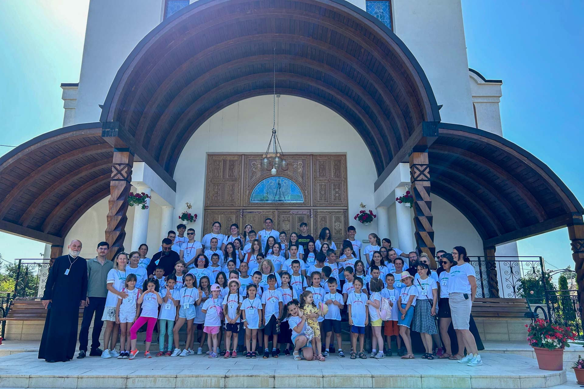 O lume mai bună se clădește prin tineri | Concursul de proiecte adresat tinerilor din Arhiepiscopia Iașilor