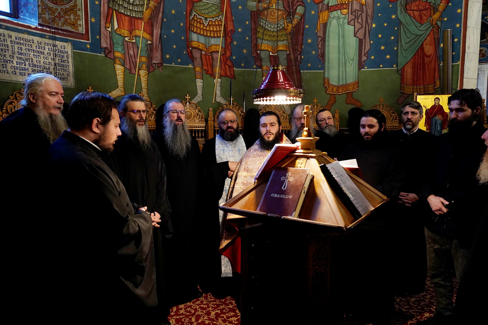 Slujbă pentru cei trei mari duhovnici de la Sihăstria. PS Nichifor Botoșăneanul: „”