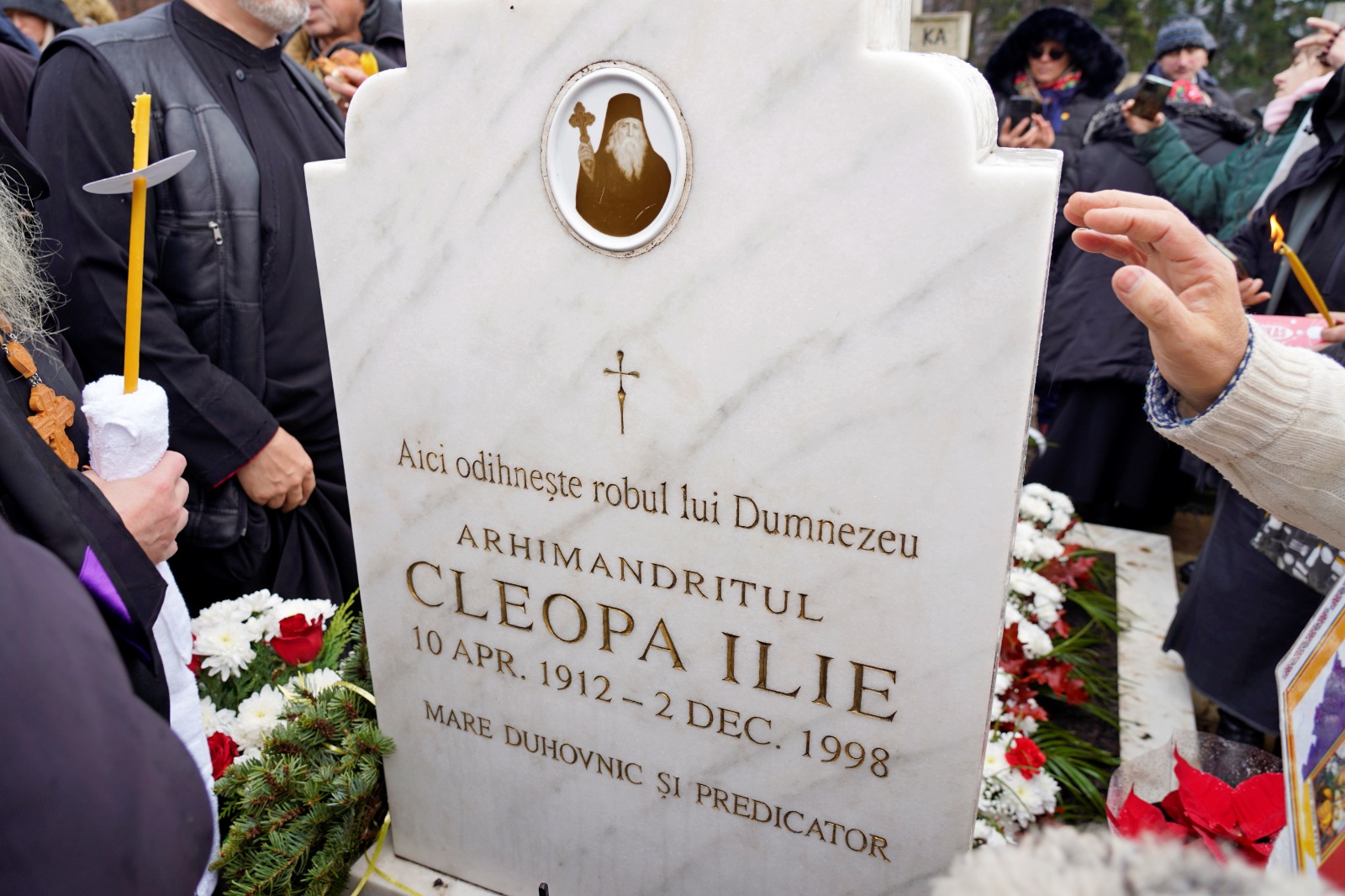 Slujbă pentru cei trei mari duhovnici de la Sihăstria. PS Nichifor Botoșăneanul: „Îi prețuim pentru că rămân pilde pentru noi”