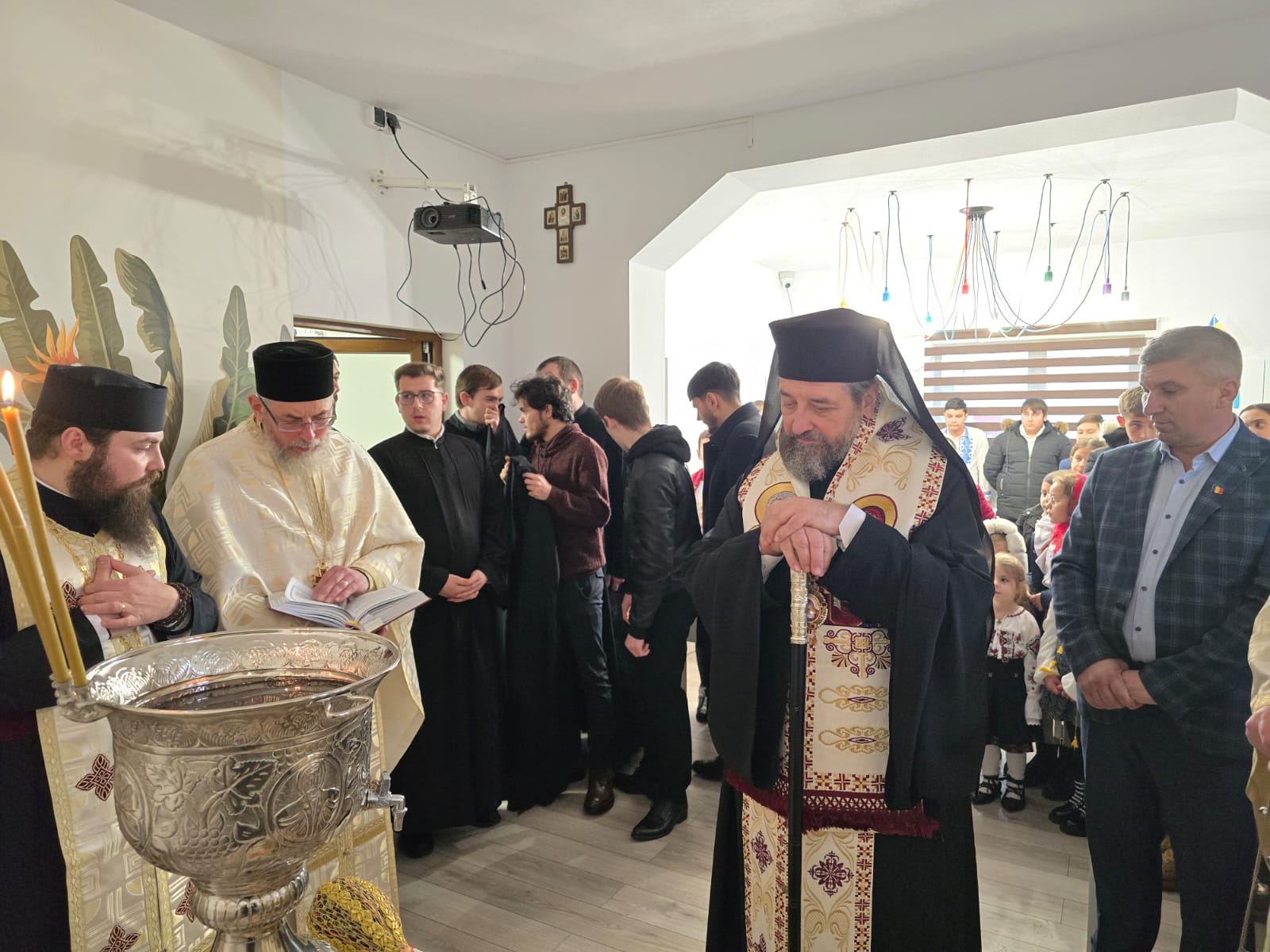 PS Nichifor Botoșăneanul la Parohia Țolici, județul Neamț