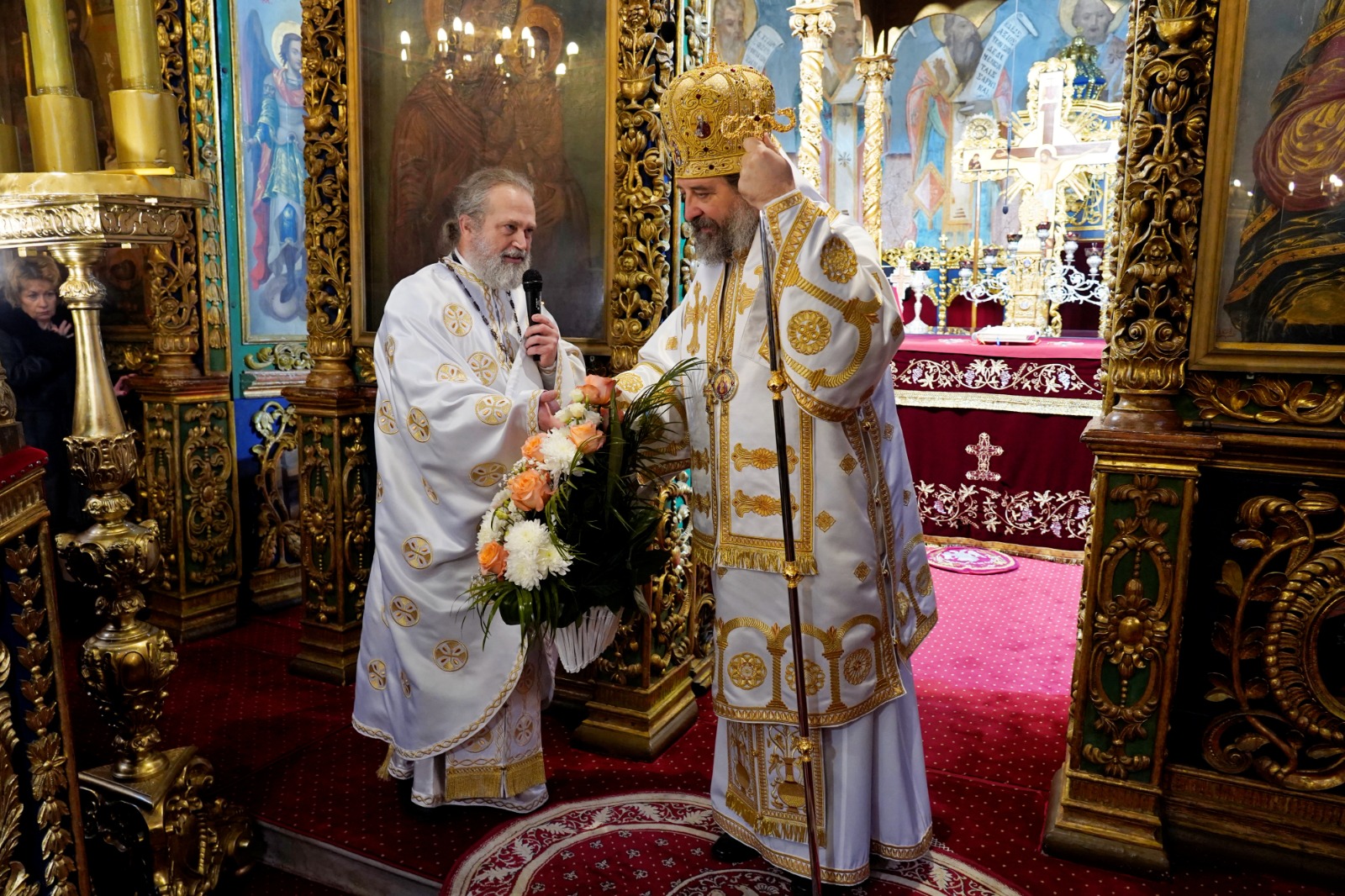 „Să fim uniți în lucrarea cea bună”, este îndemnul PS Nichifor Botoșăneanul pentru ieșeni și pentru părinții de la Mănăstirea Golia