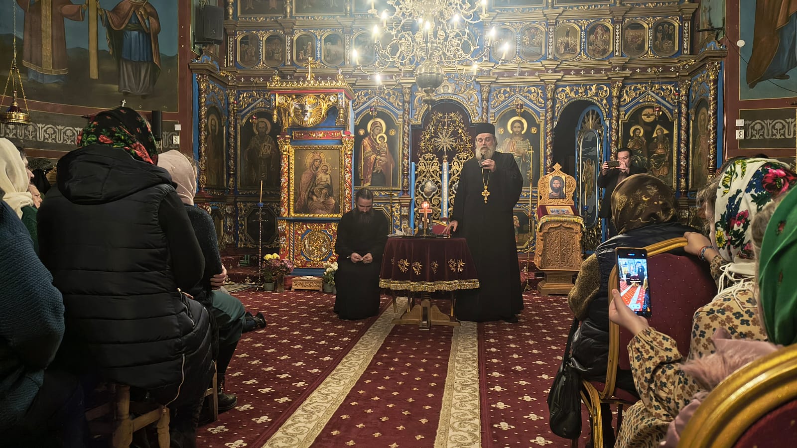 Seară duhovnicească la Parohia „Sfânta Treime” din Tansa