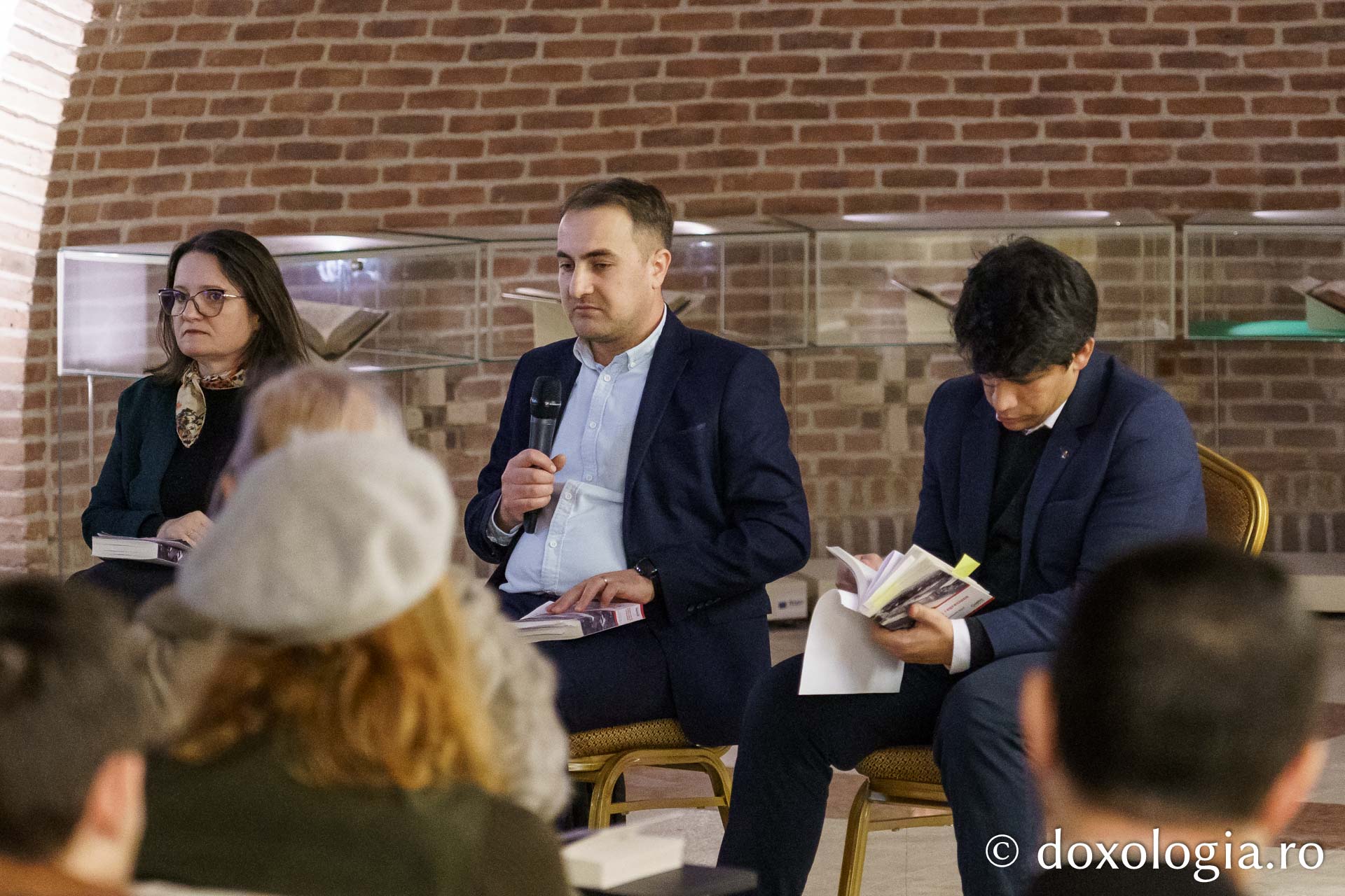 Lansarea volumului „Reeducare și represiune în comunism” la Iași: o analiză interdisciplinară profundă