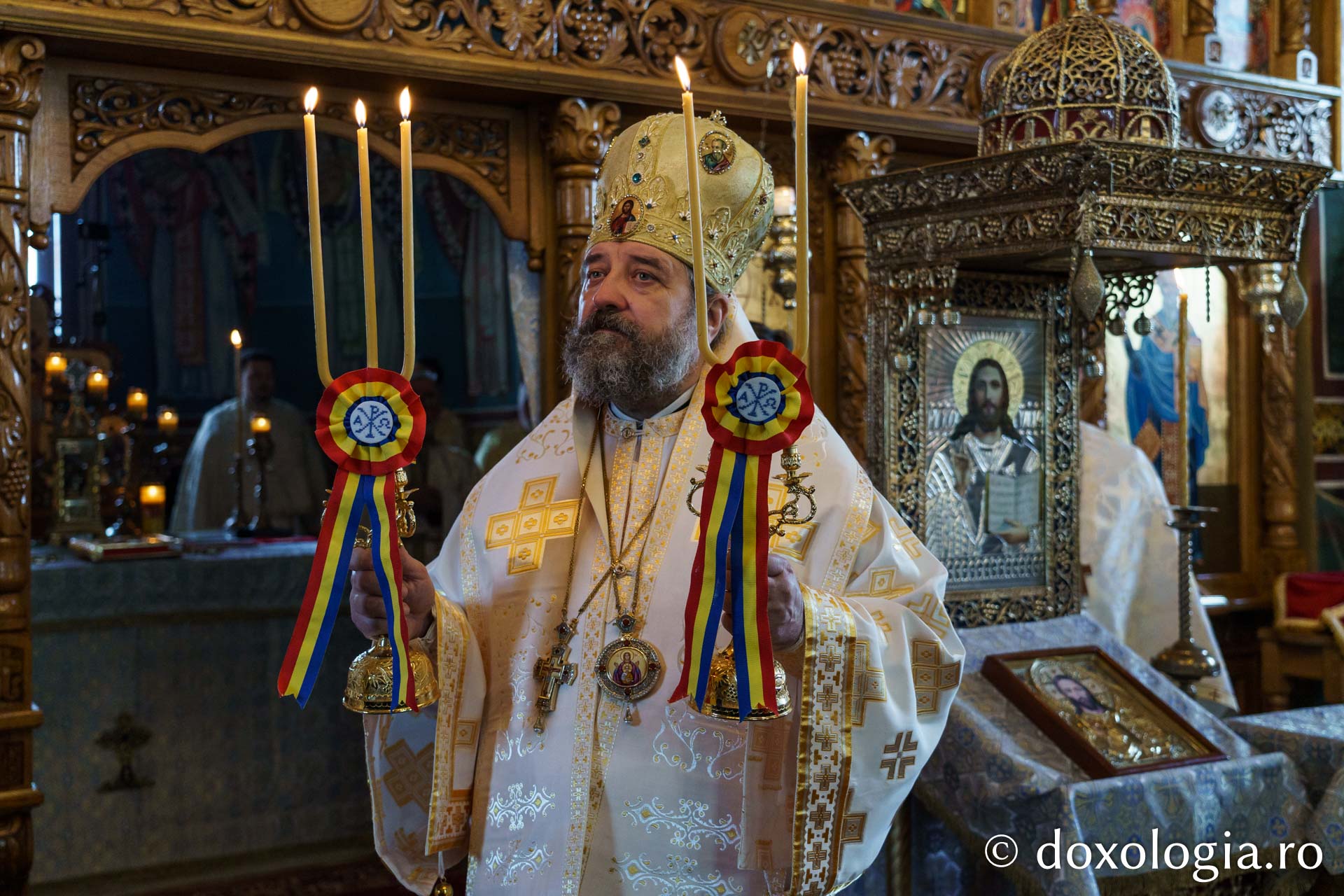 Slujire arhierească la Capela „Sfântul Spiridon” din cadrul Căminului de bătrâni Leorda