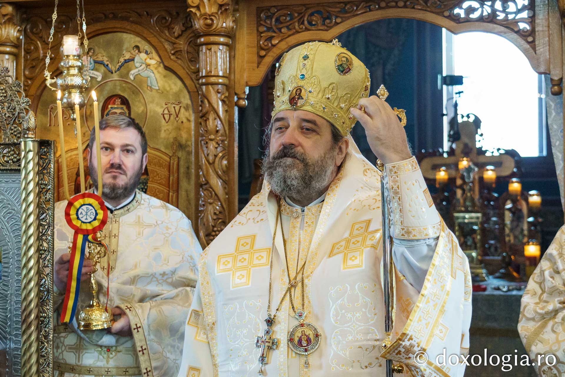 Slujire arhierească la Capela „Sfântul Spiridon” din cadrul Căminului de bătrâni Leorda