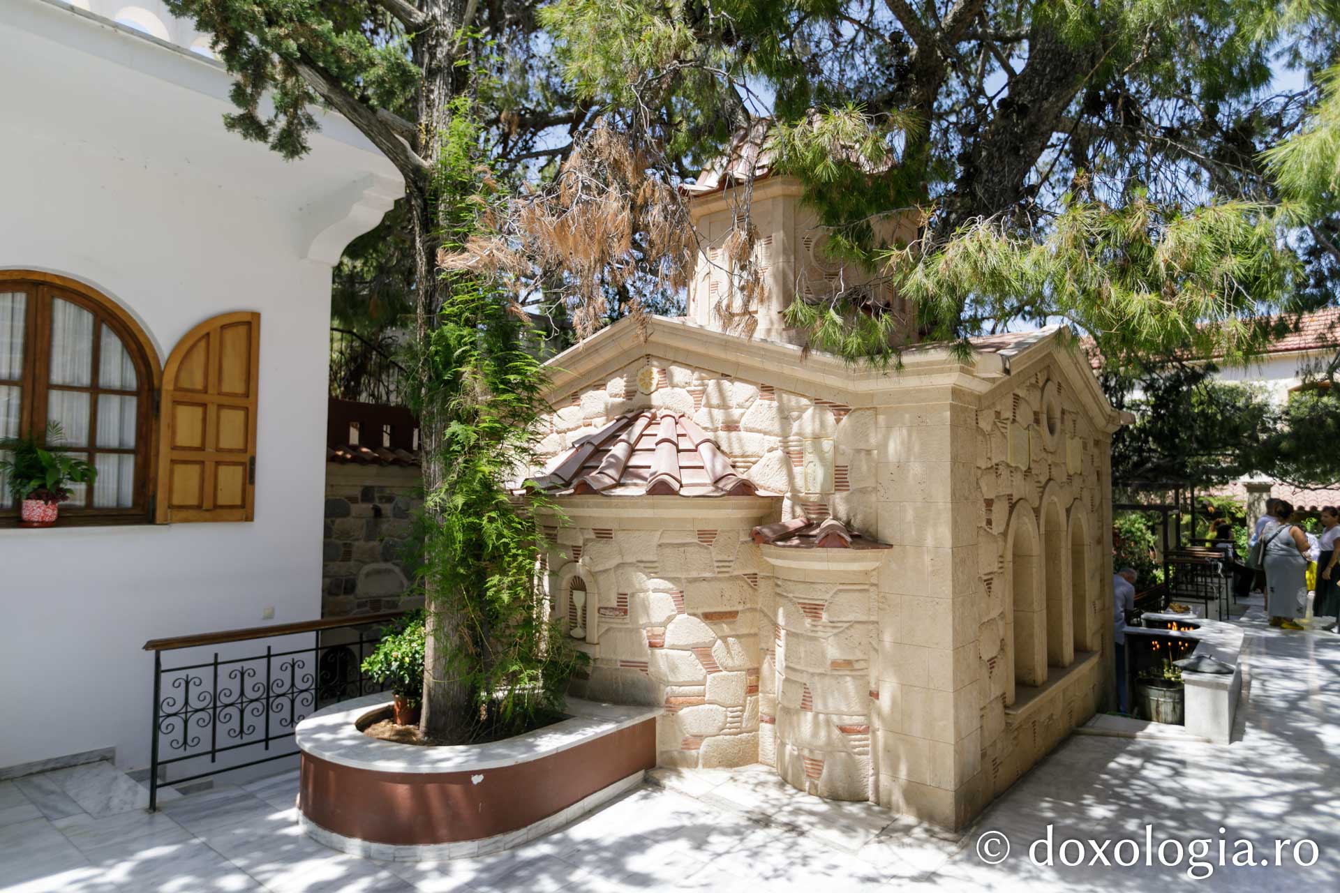 Mormântul Sfântului Nectarie din Eghina