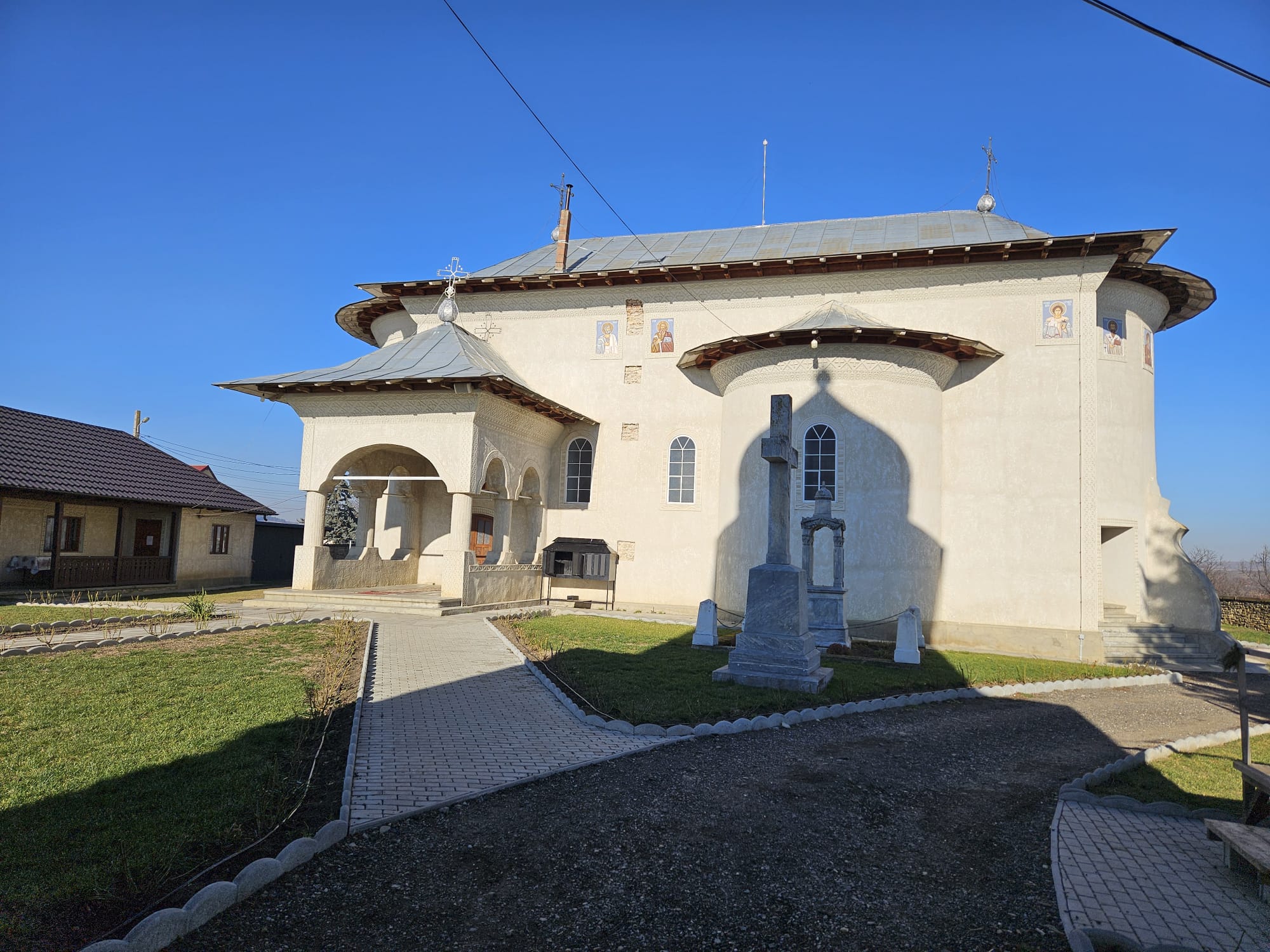 Comunicat demarare proiect – Consolidare, restaurare și reintroducere în circuitul turistic a monumentelor istorice: Biserica „Sfinții Voievozi”, turnul clopotniță și zidul de incintă din comuna Ceplenița, județul Iași