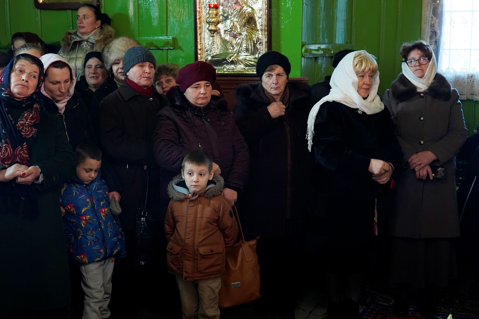 Credincioșii din Valea Albă au începând de astăzi un nou paroh