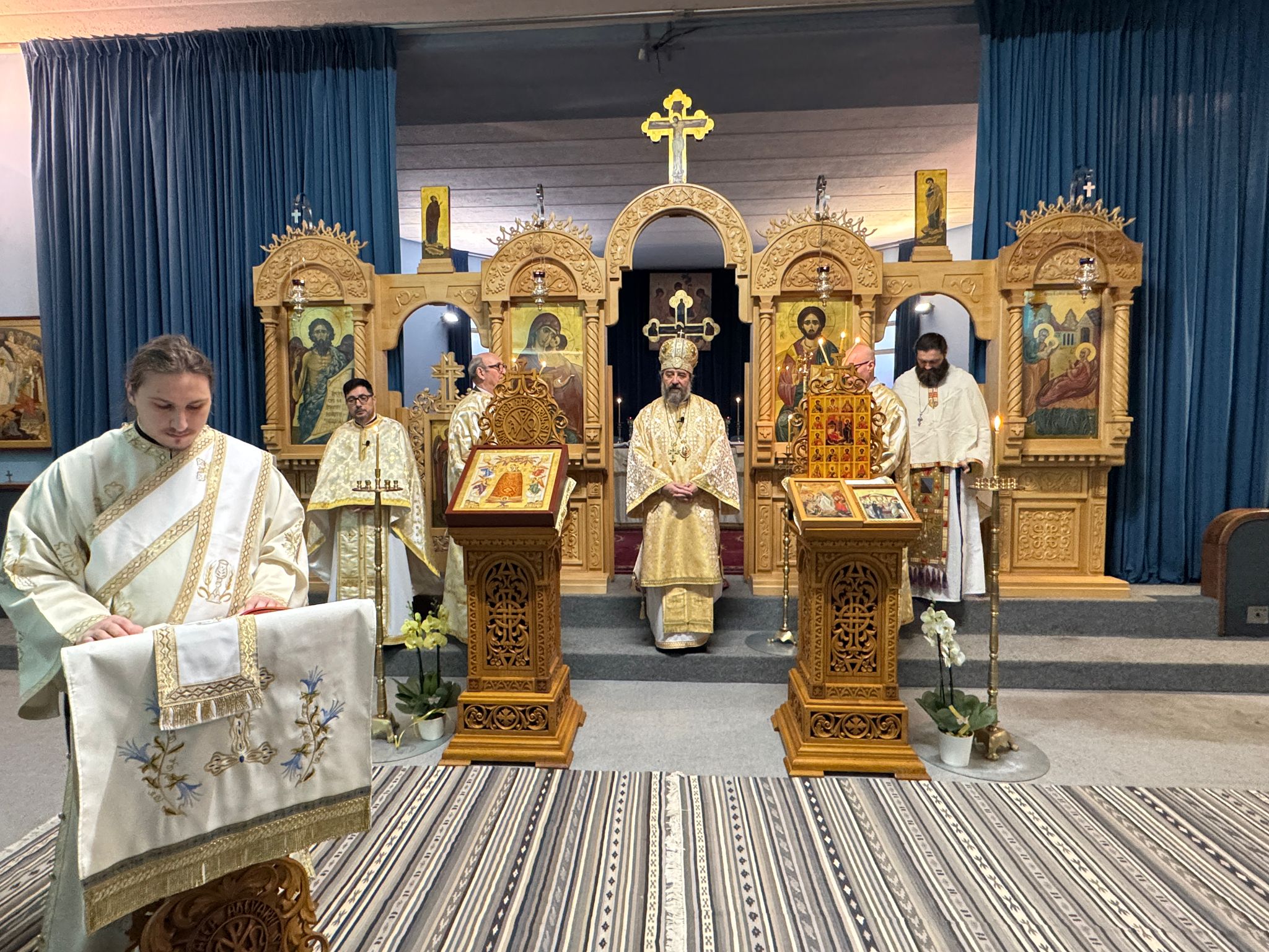 Preasfințitul Părinte Nichifor Botoșăneanul