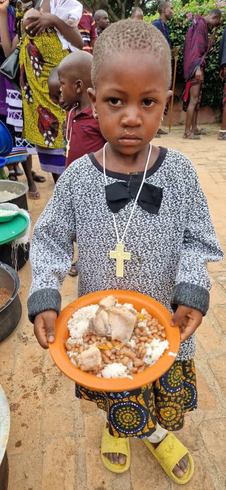 54 de botezuri în cadrul Centrului Misionar din Kidamali