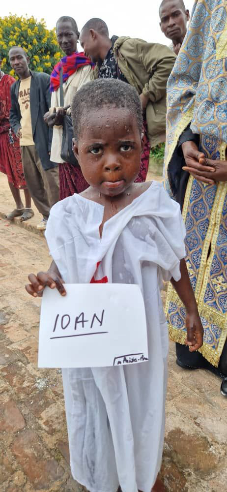 54 de botezuri în cadrul Centrului Misionar din Kidamali