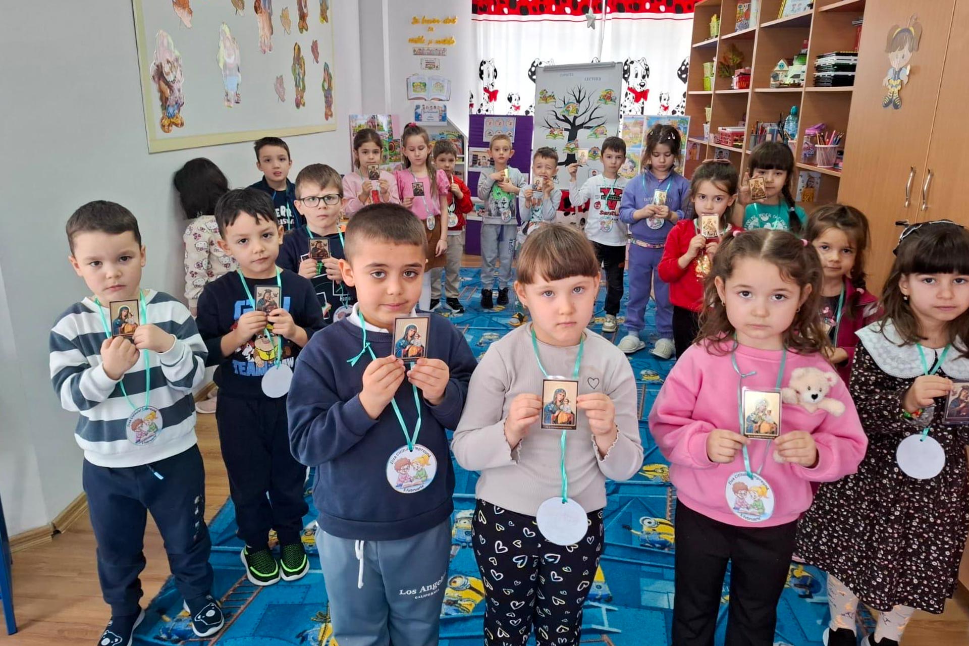 Elevii Seminarului Teologic Ortodox „Veniamin Costachi” – povestitori pentru o zi, de Ziua Internațională a Cititului Împreună