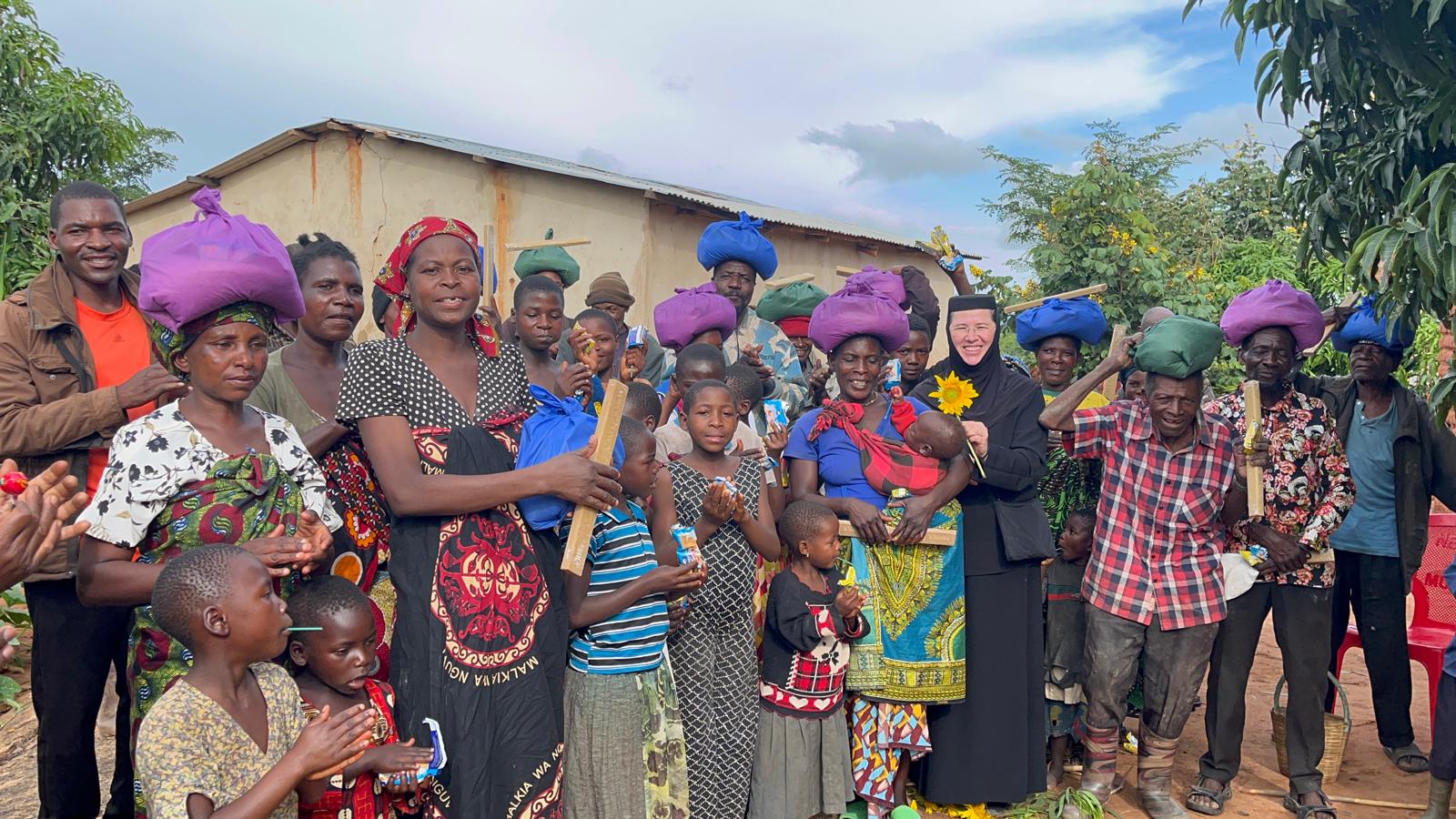 Cătunul Mbumi din Tanzania - satul în care bucuria a luat locul sărăciei Cătunul Mbumi din Tanzania - satul în care bucuria a luat locul sărăciei