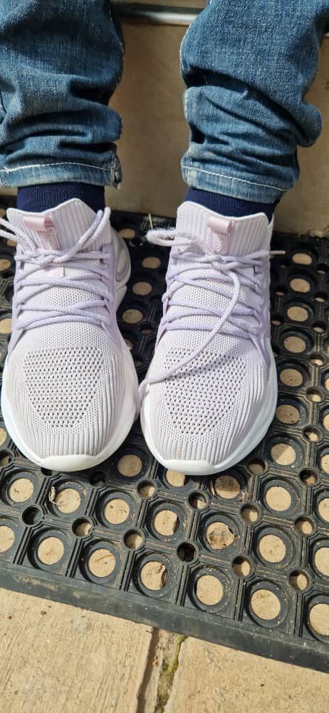 Papuci și uniforme pentru școală – la Kidamali, Tanznia