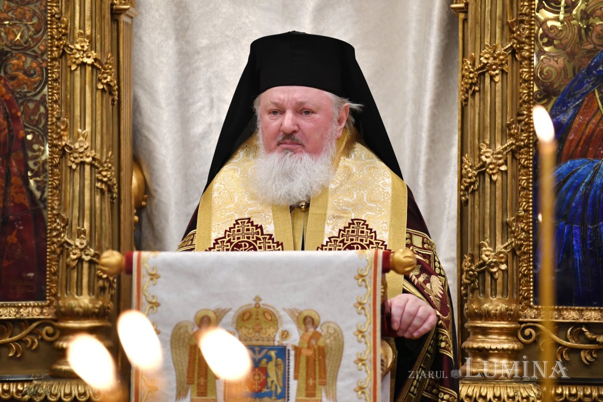 Ultimul Parastas pentrUltimul Parastas pentru sfinții români:  „Adevărați stâlpi ai Bisericii și neamului în vreme de mare primejdie”u sfinții români:  ”Adevărați stâlpi ai Bisericii și neamului în vreme de mare primejdie”