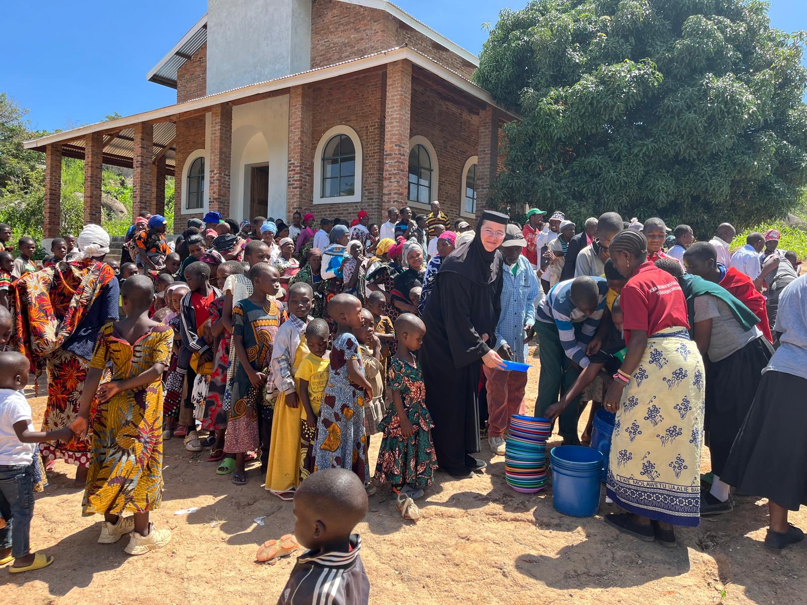 Slujbă arhierească în parohia din satul Ibogo