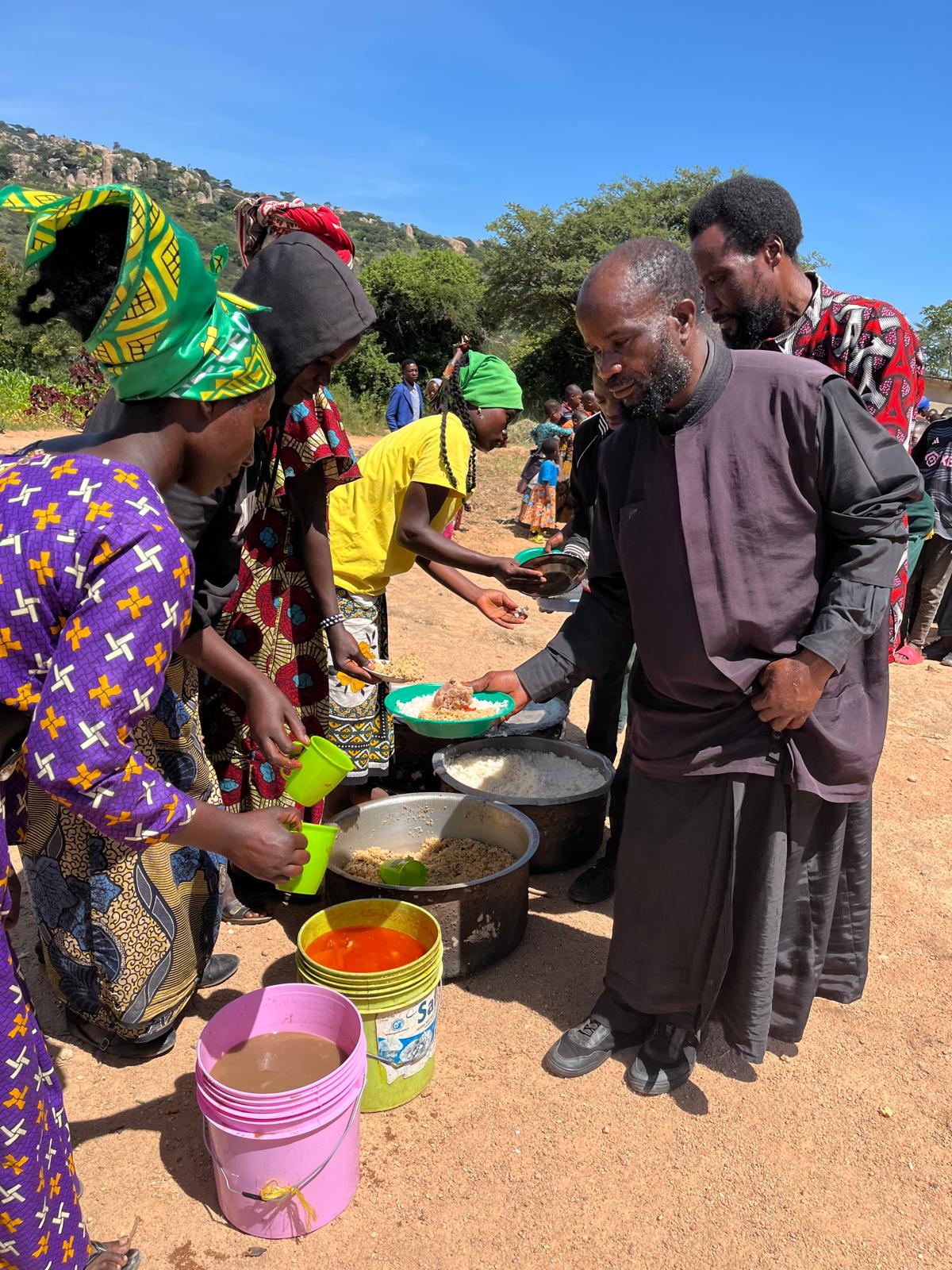 Slujbă arhierească în parohia din satul Ibogo