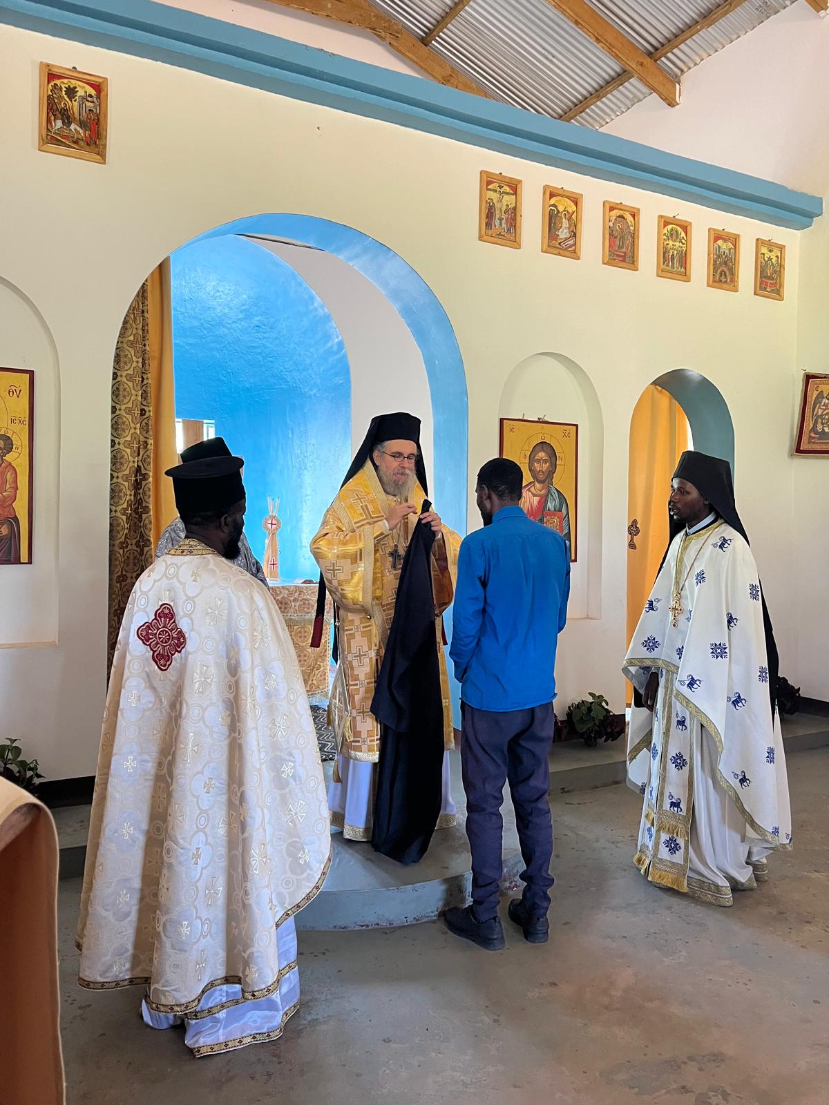 Slujbă arhierească în parohia din satul Ibogo