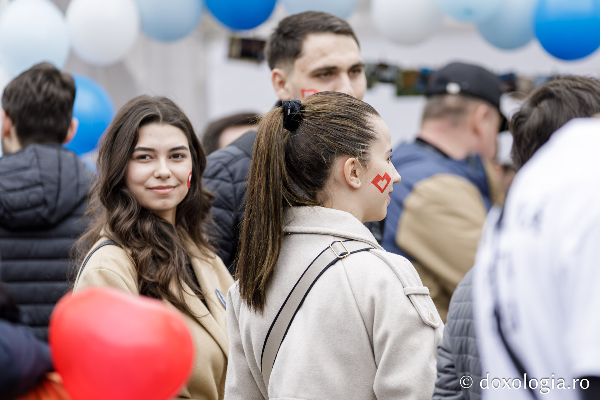 „Marșul pentru viață” de la Iași a adunat aproximativ 3.500 de participanți