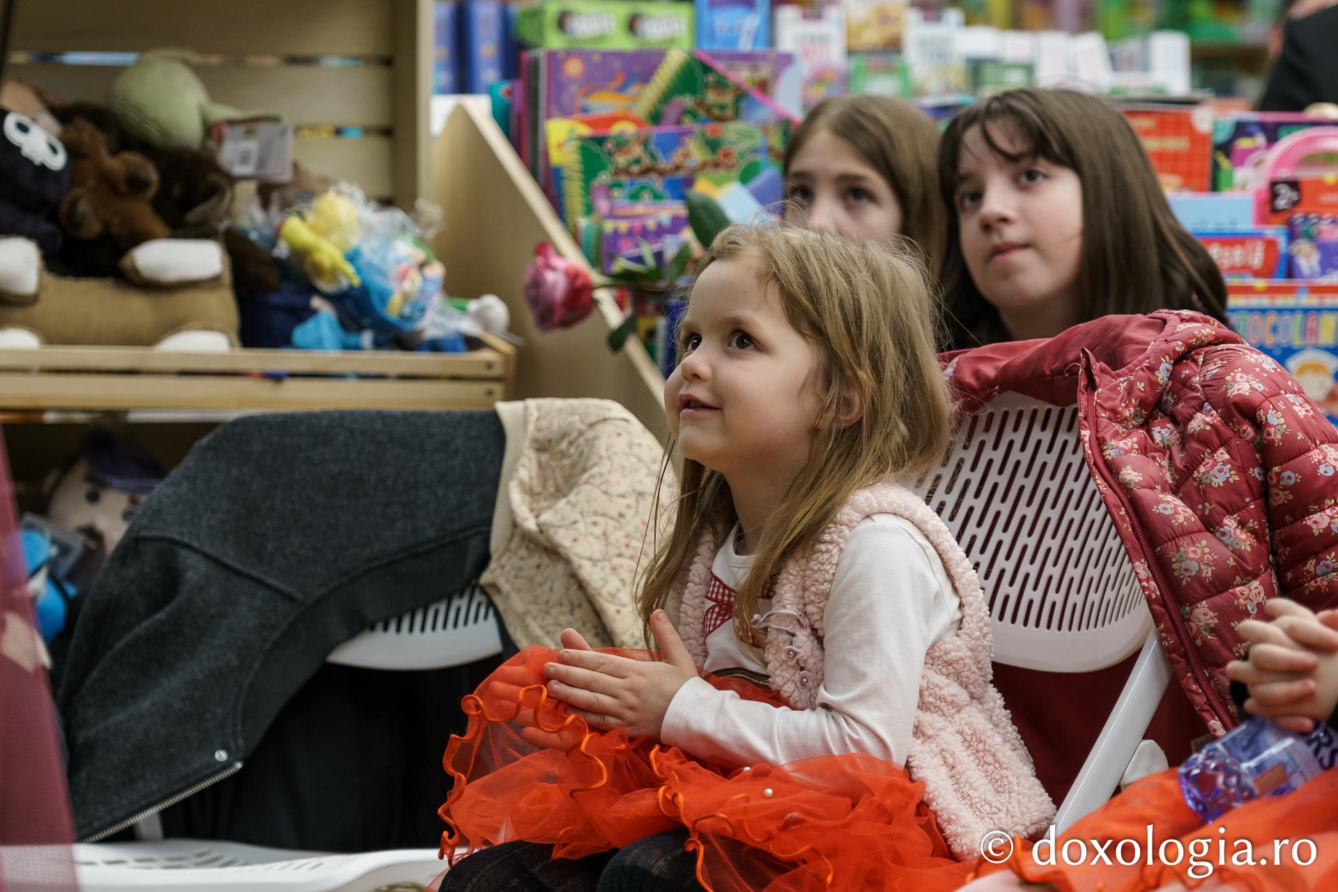 Emoție și entuziasm la lansarea cărții „David și Enya” în Iași